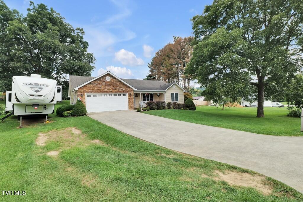 139 Comer Road Property Photo 2