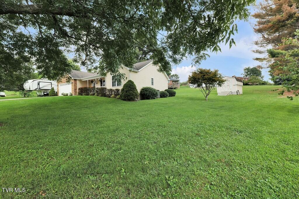 139 Comer Road Property Photo 3