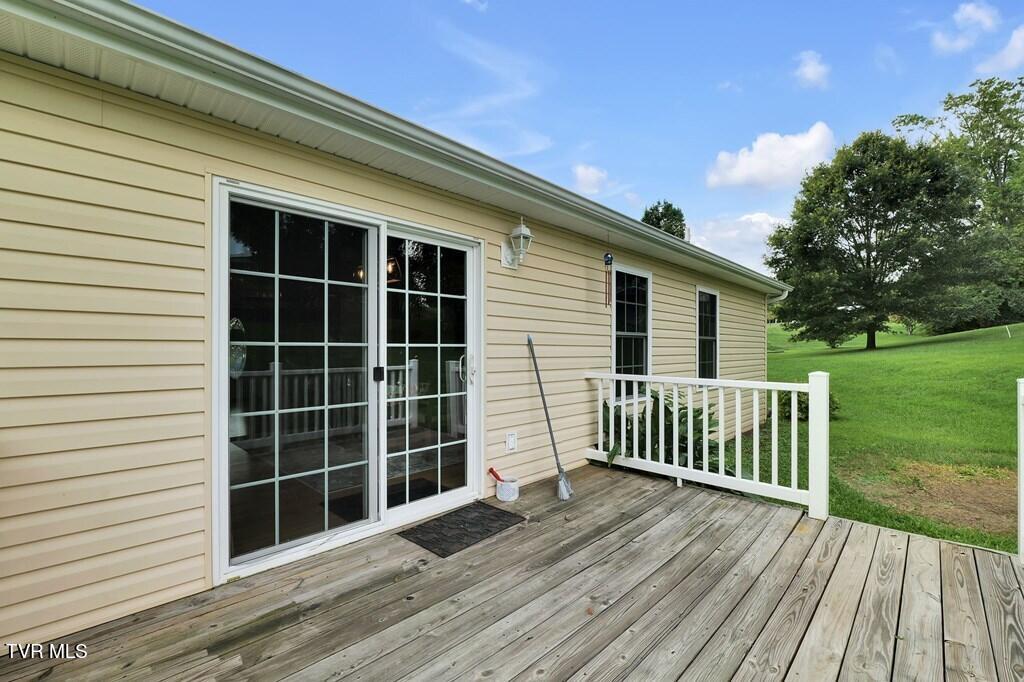 139 Comer Road Property Photo 8