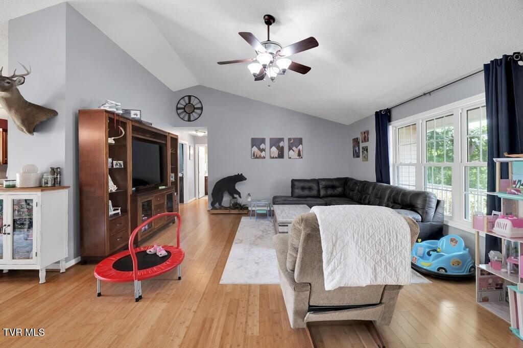 139 Comer Road Property Photo 12