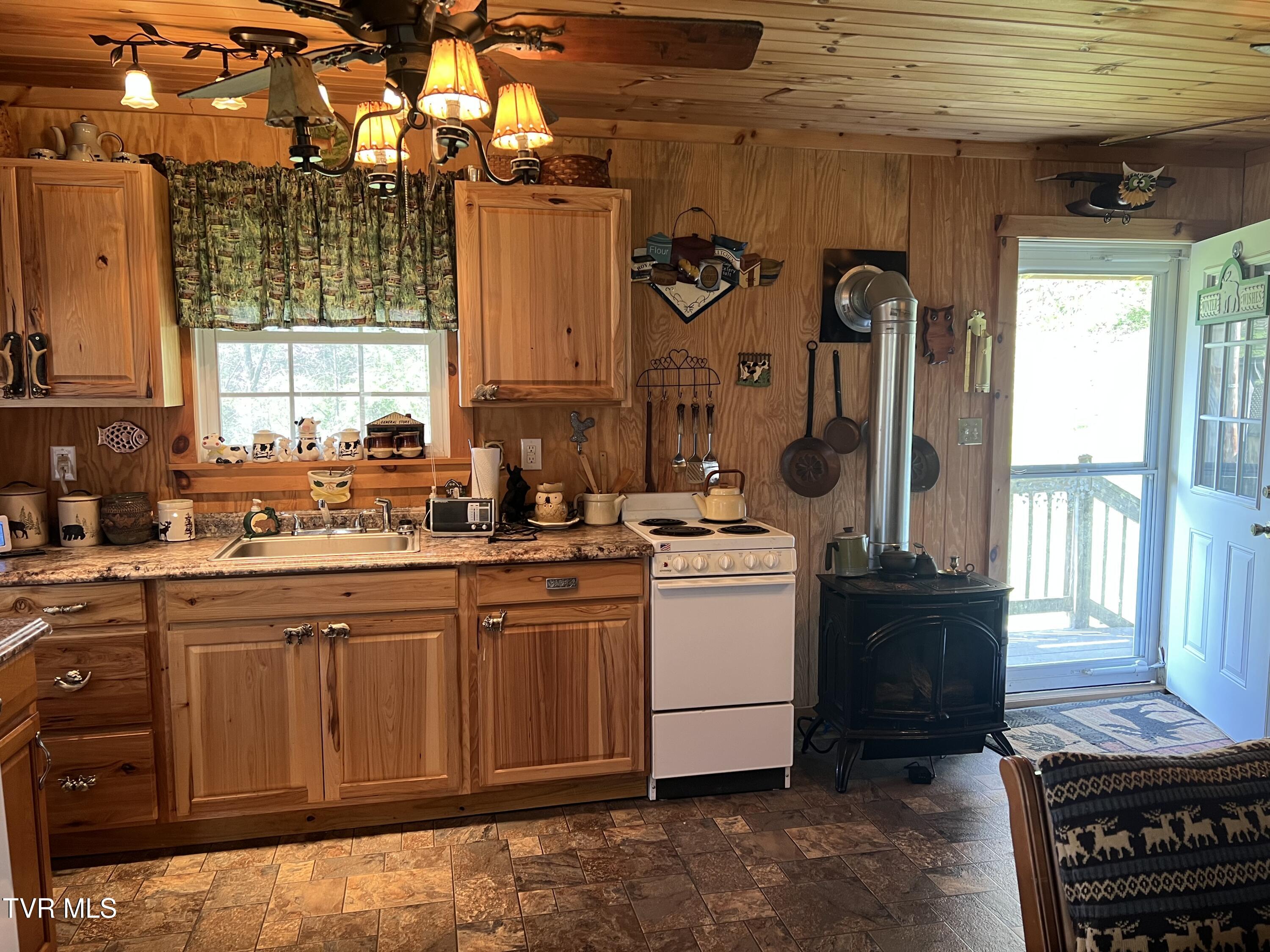 14251 Nickelsville Hwy. Highway Property Photo 8