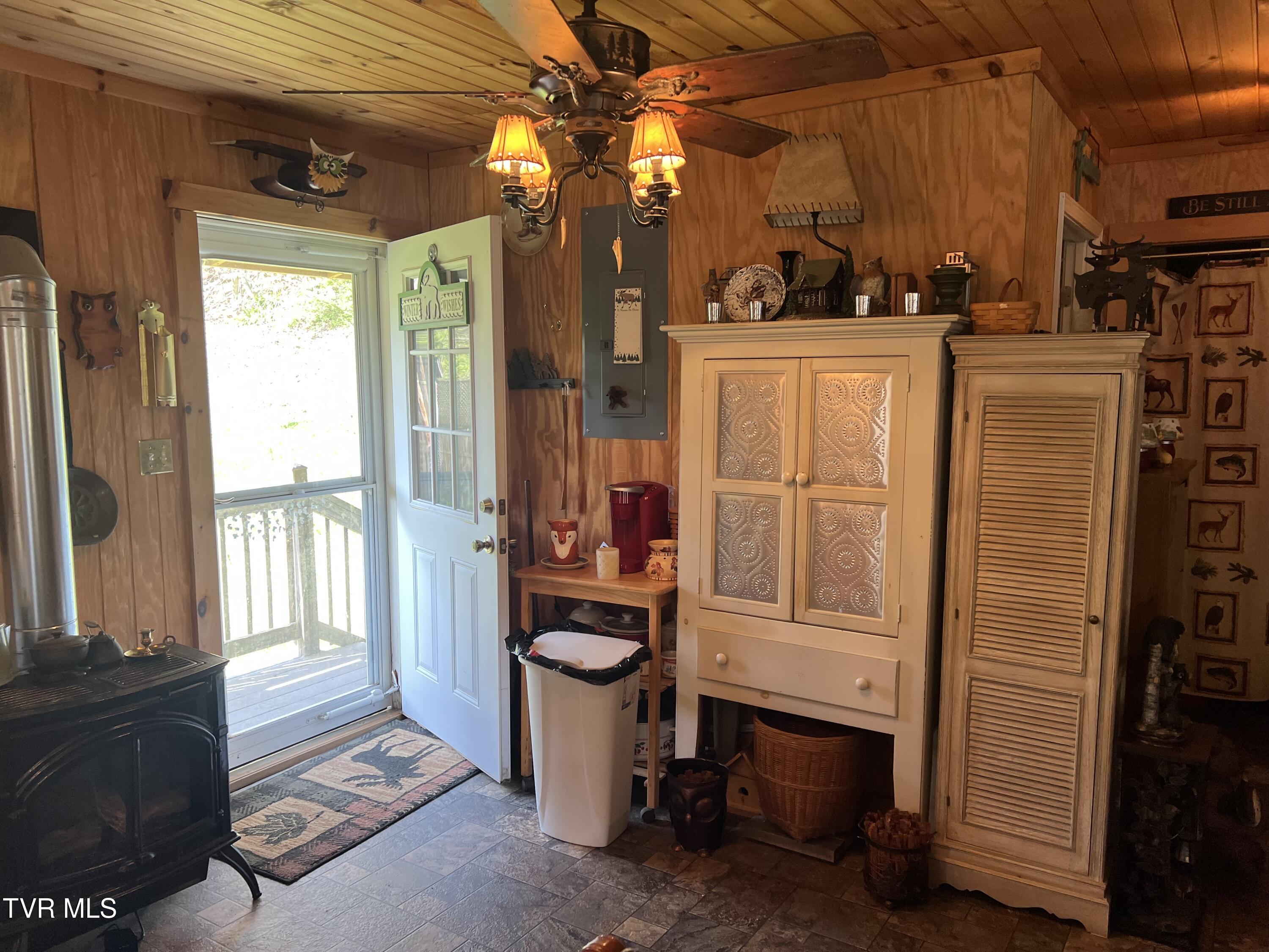 14251 Nickelsville Hwy. Highway Property Photo 11