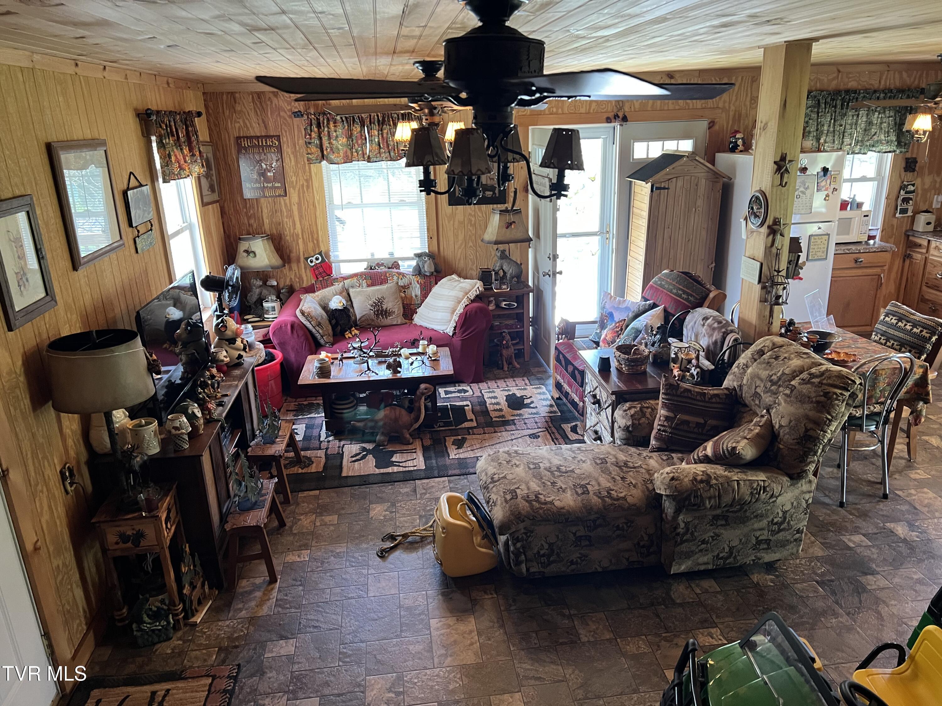 14251 Nickelsville Hwy. Highway Property Photo 12