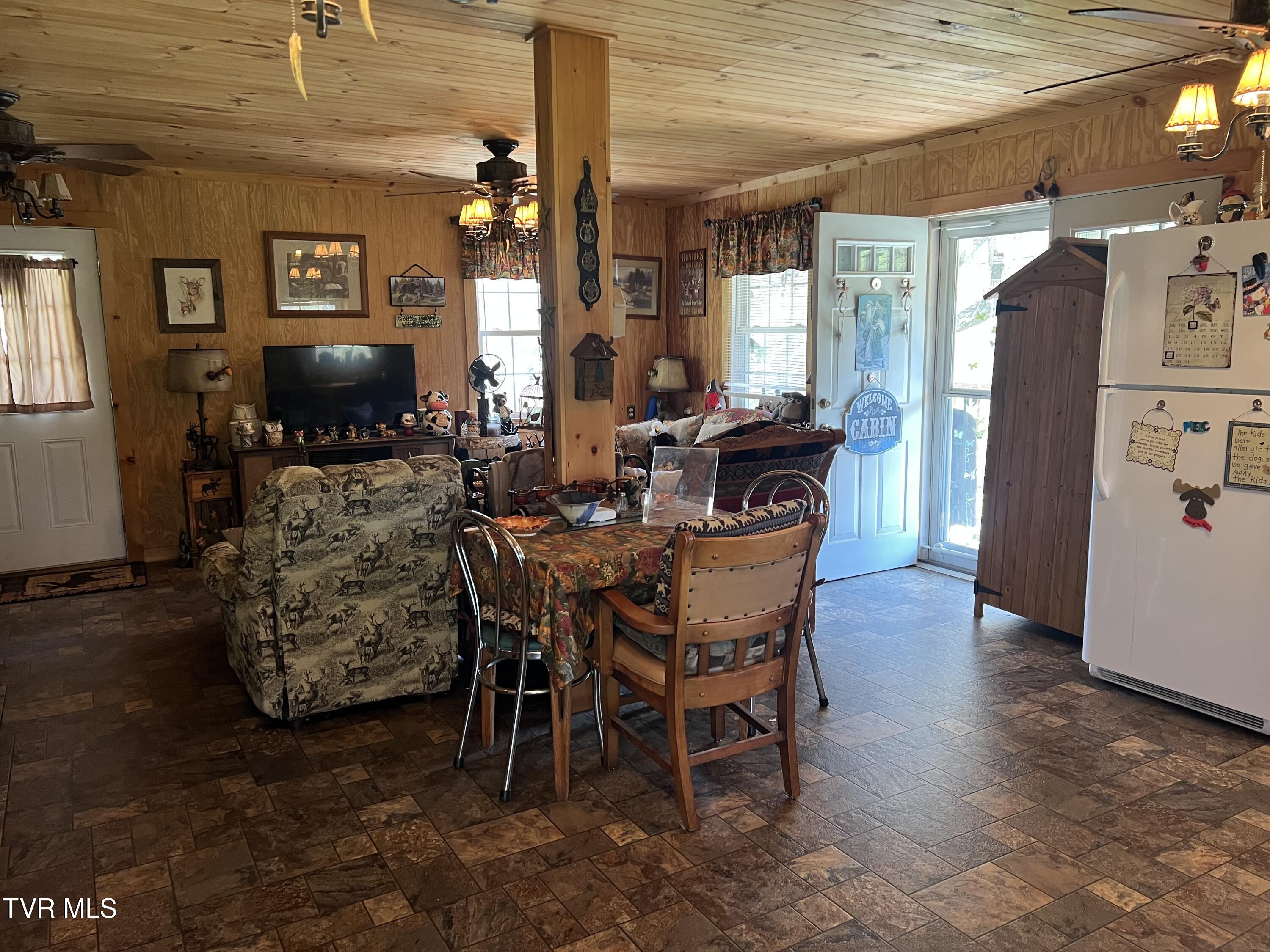 14251 Nickelsville Hwy. Highway Property Photo 14