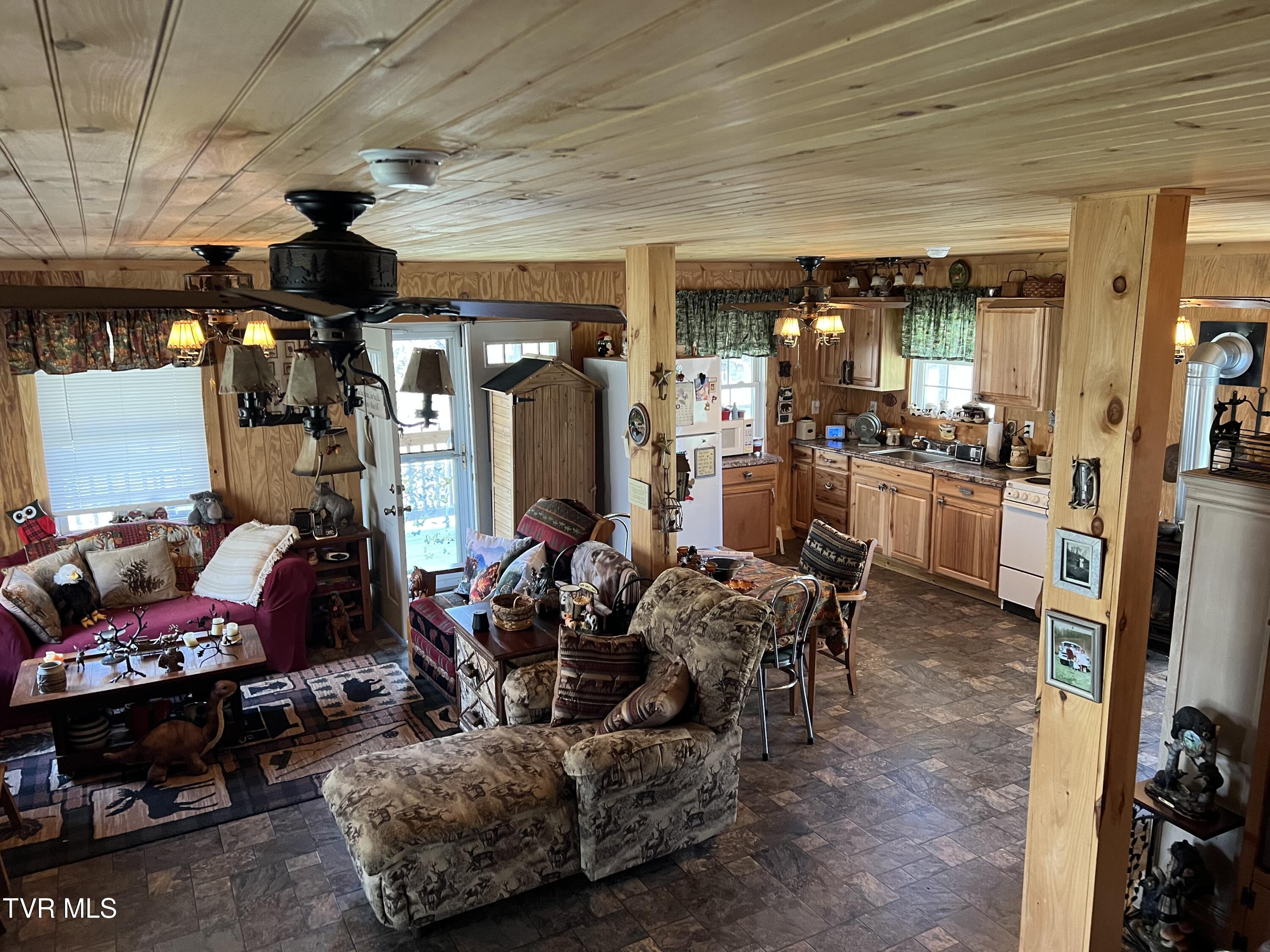 14251 Nickelsville Hwy. Highway Property Photo 18