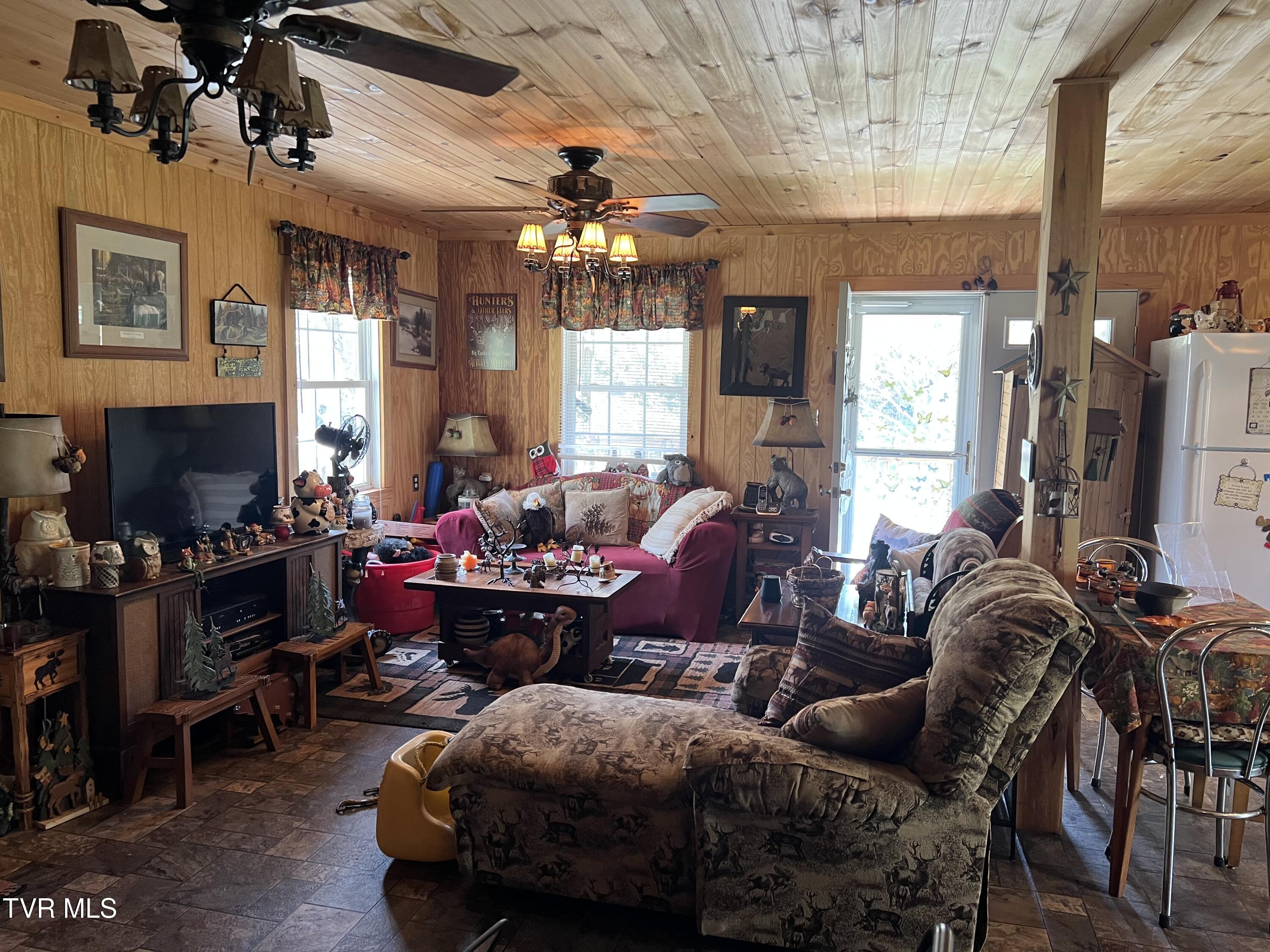 14251 Nickelsville Hwy. Highway Property Photo 93