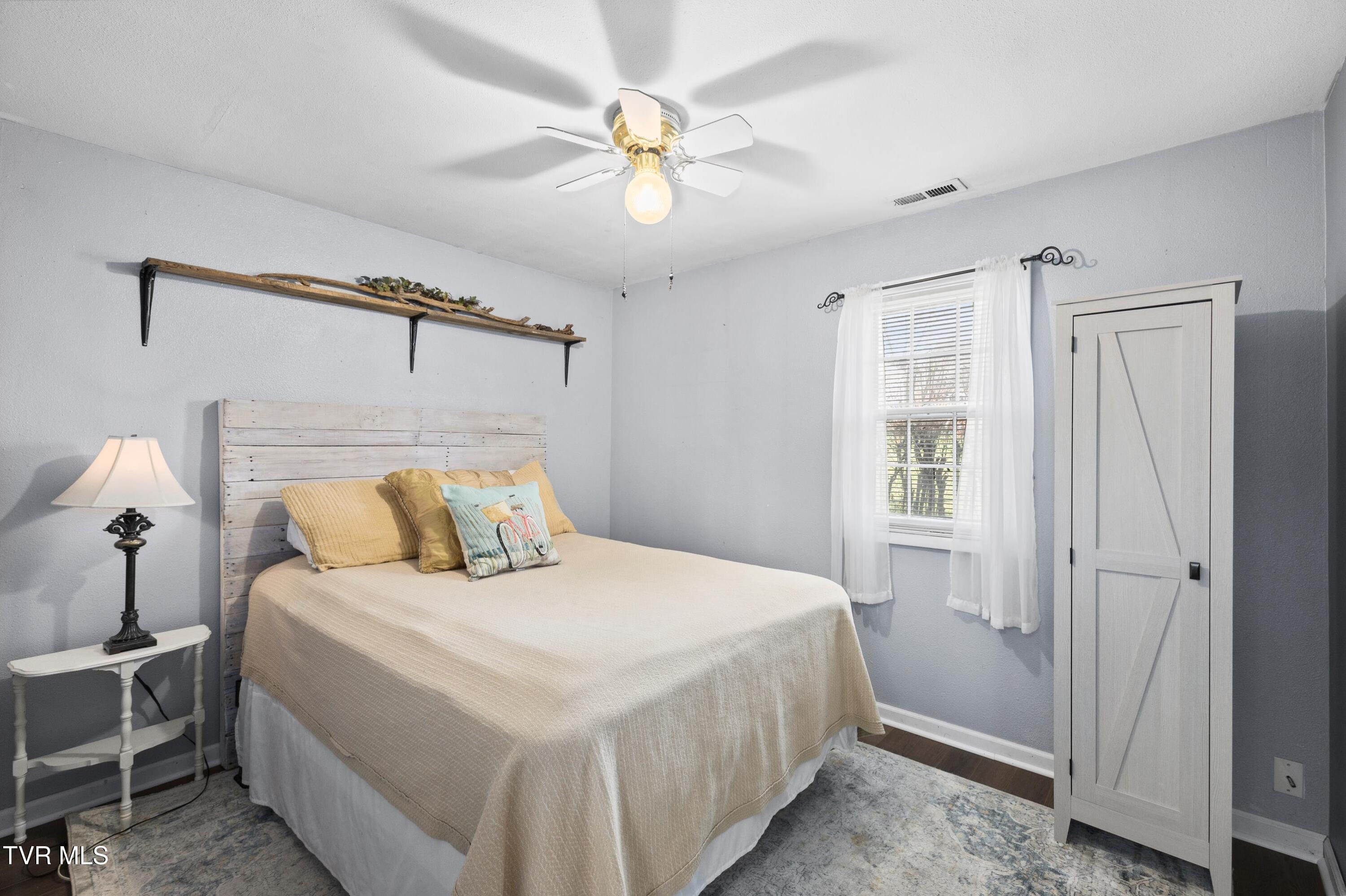 4245 Maplewood Street Street Property Photo 12