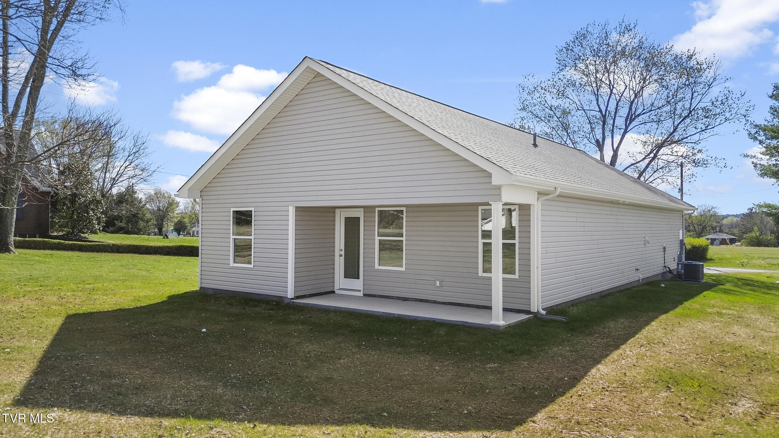 210 Baylor Avenue Property Photo 5