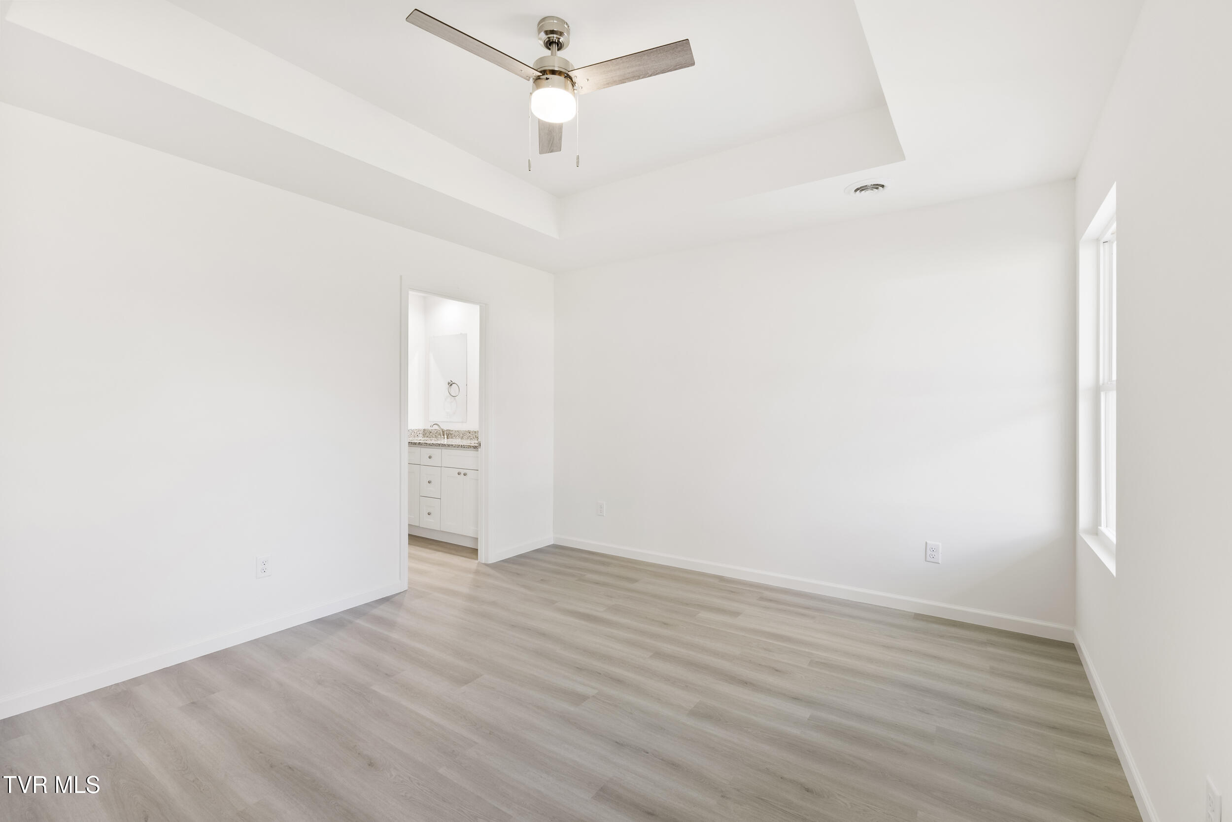 210 Baylor Avenue Property Photo 33