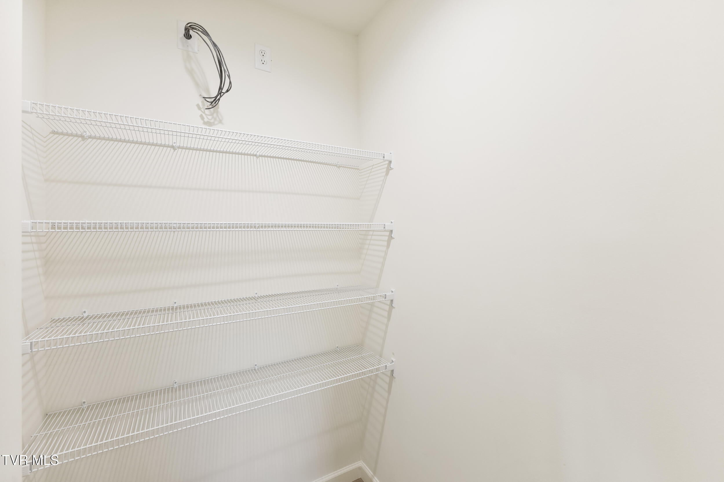 212 Baylor Avenue Property Photo 19