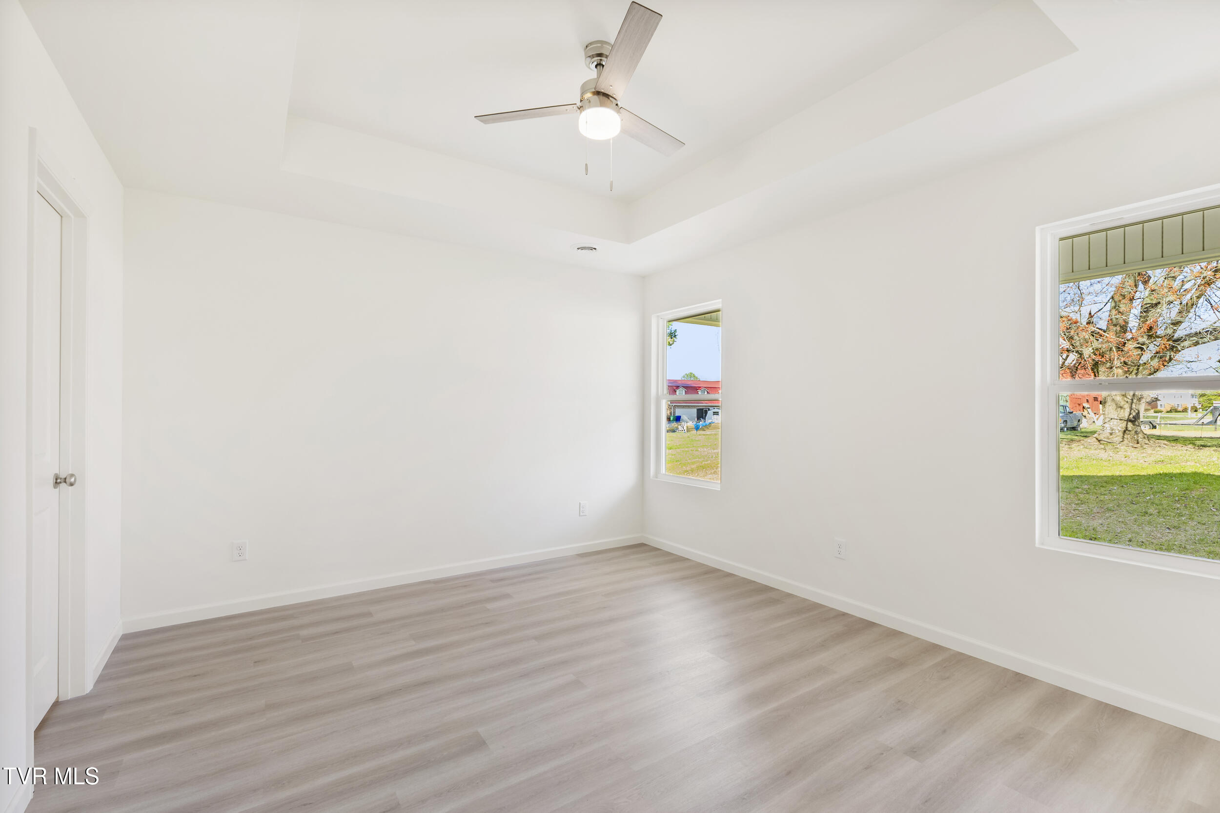 212 Baylor Avenue Property Photo 29