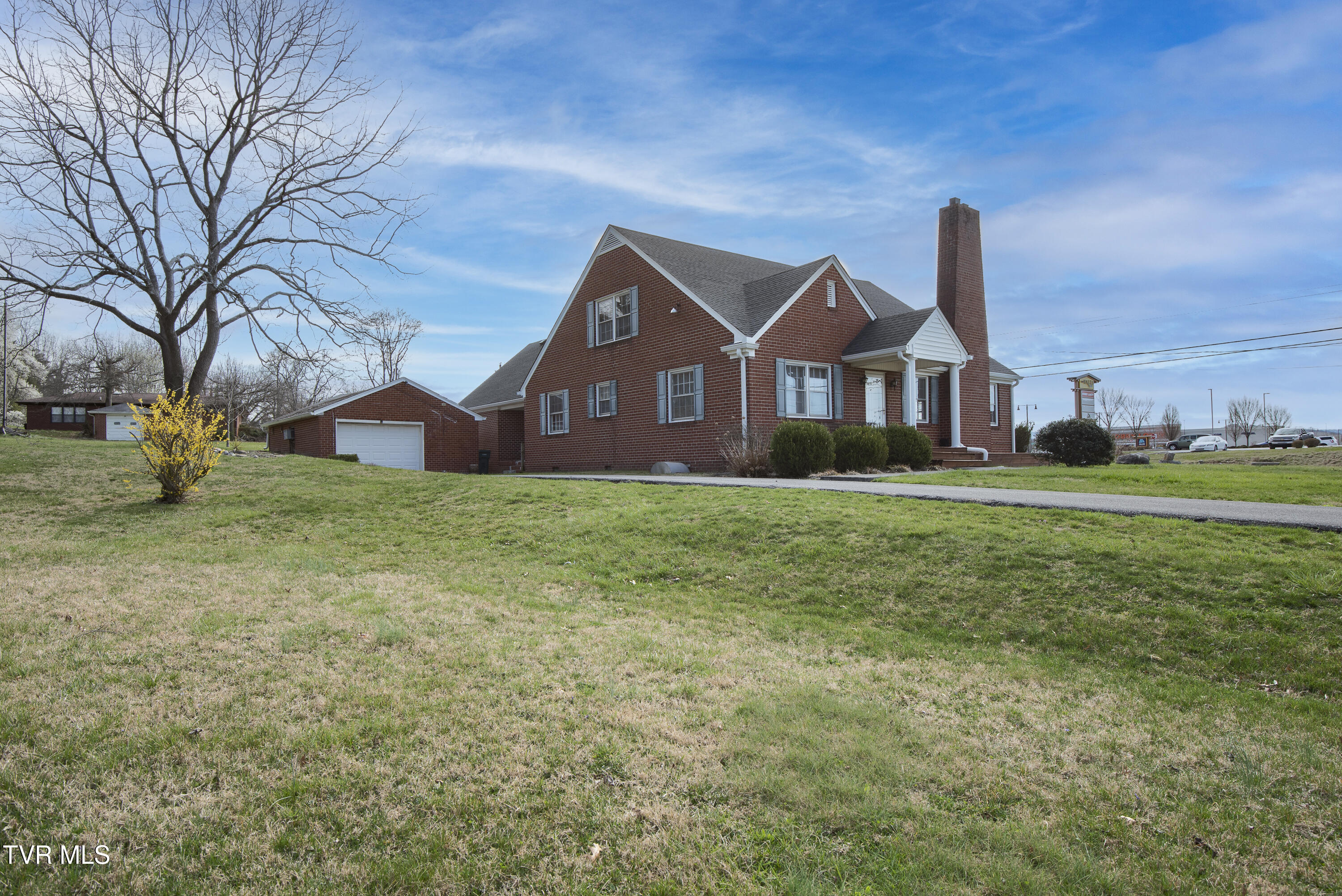 125 Rosewood Lane Property Photo