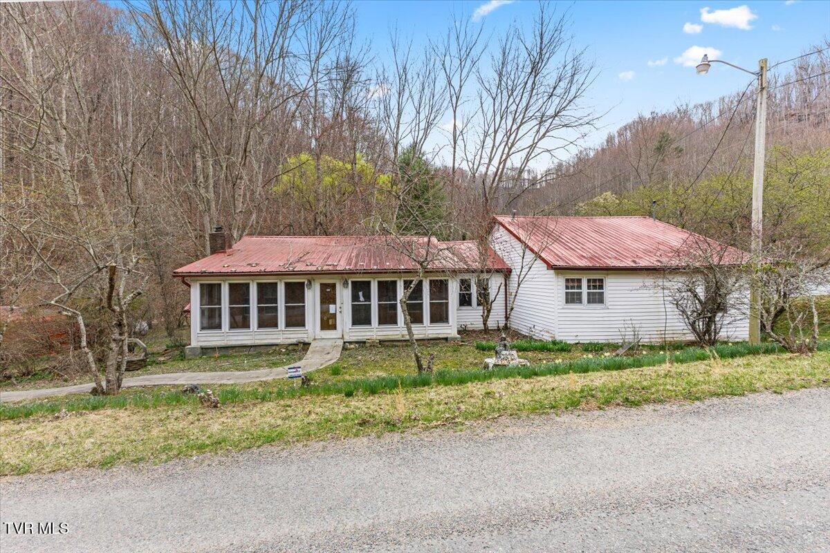 125 Miller Road Property Photo 2