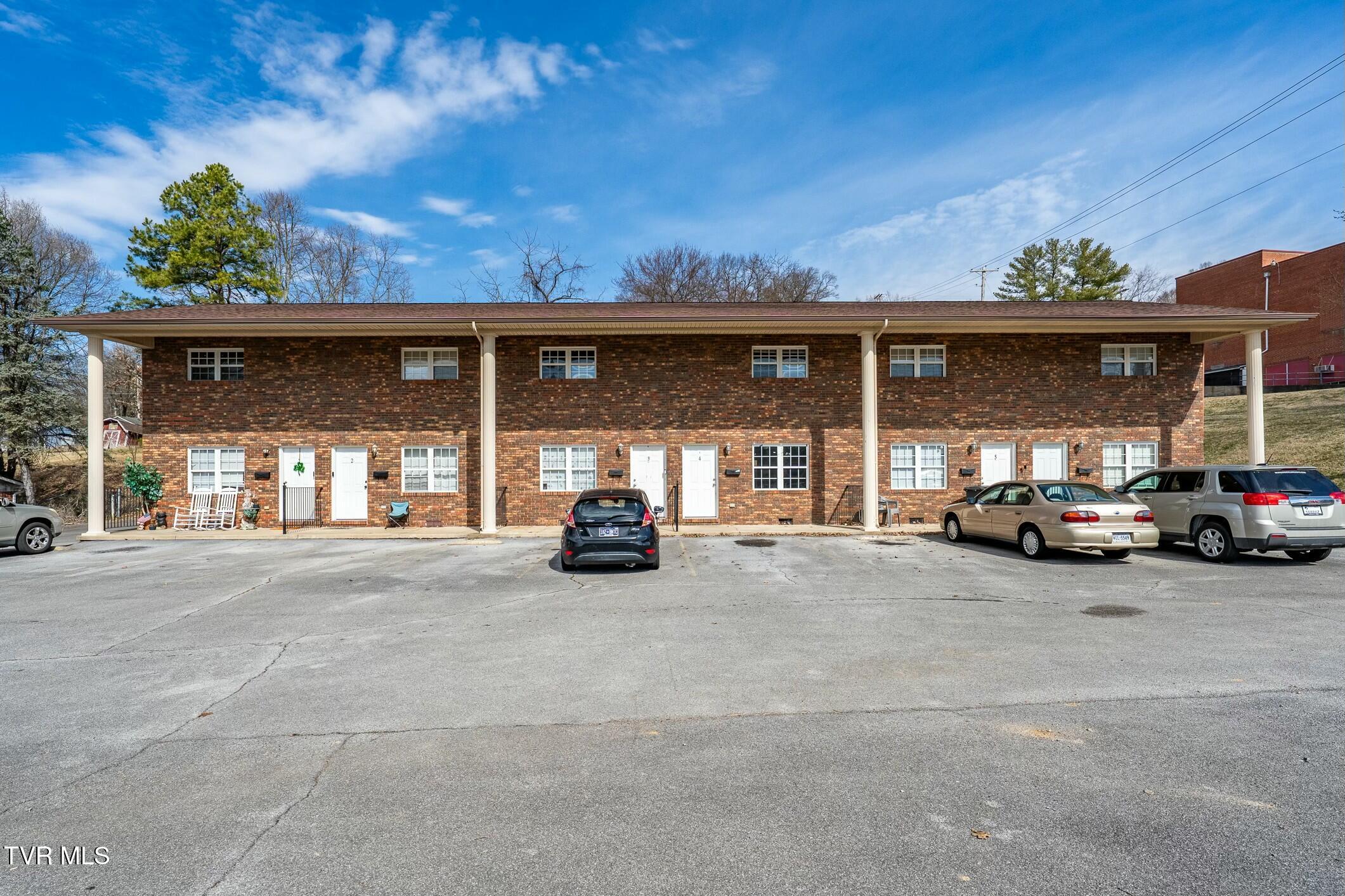 133 Walker Street Property Photo