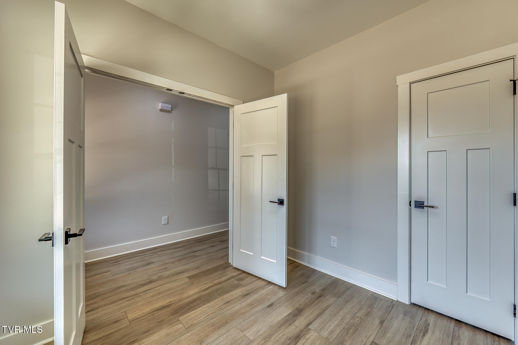 79 Slonaker Circle Property Photo 3