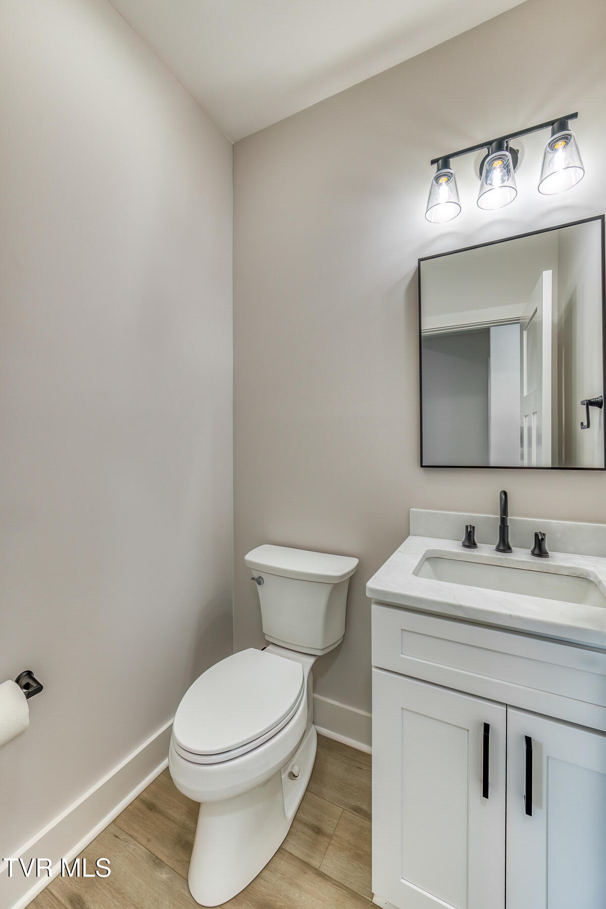 79 Slonaker Circle Property Photo 4