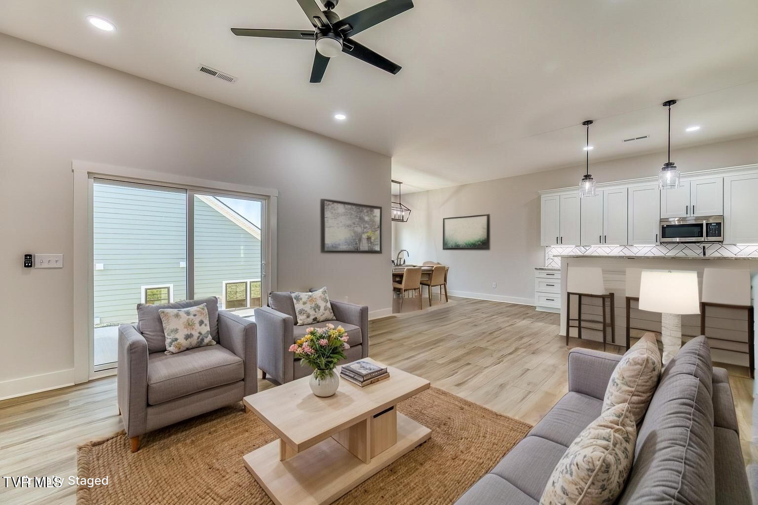 79 Slonaker Circle Property Photo 6