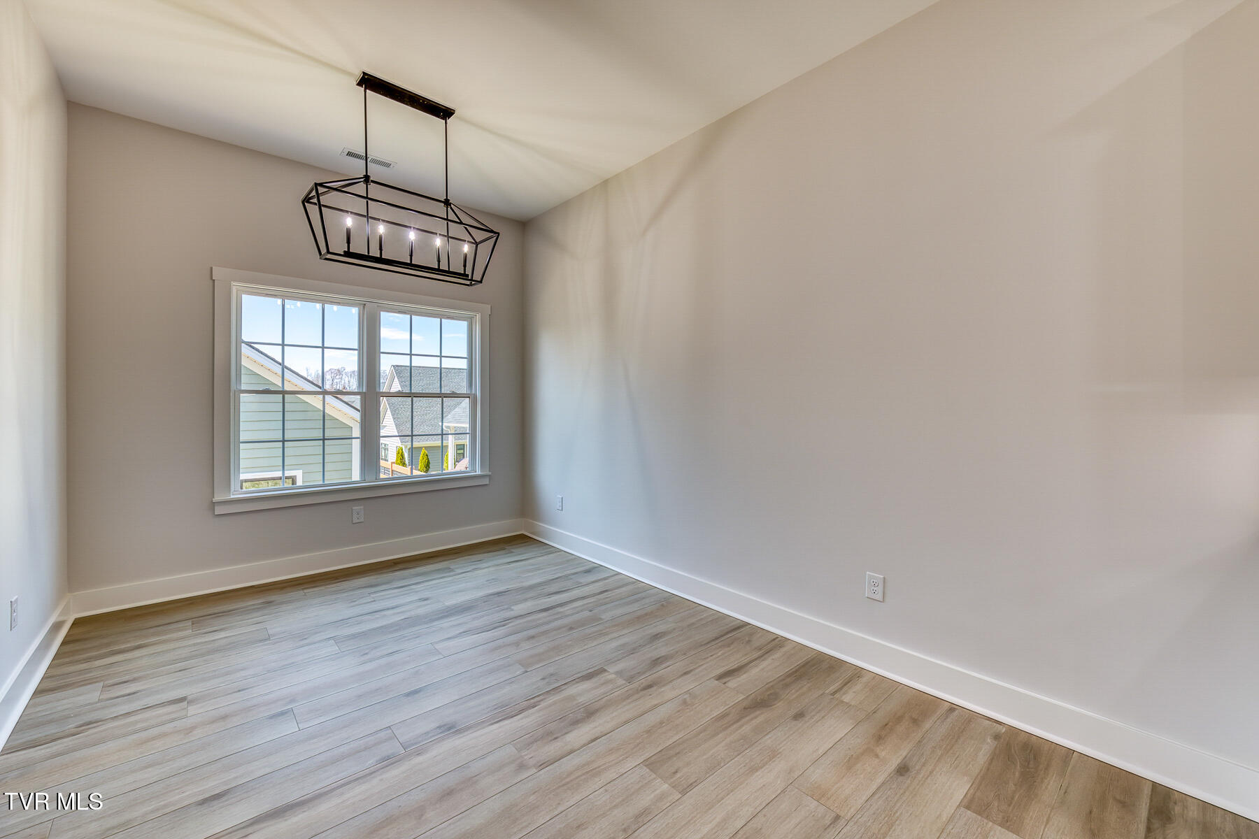 79 Slonaker Circle Property Photo 10