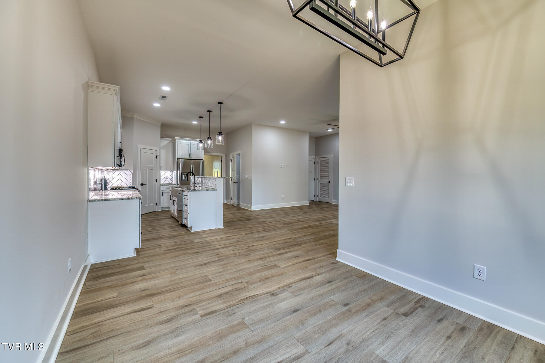 79 Slonaker Circle Property Photo 11