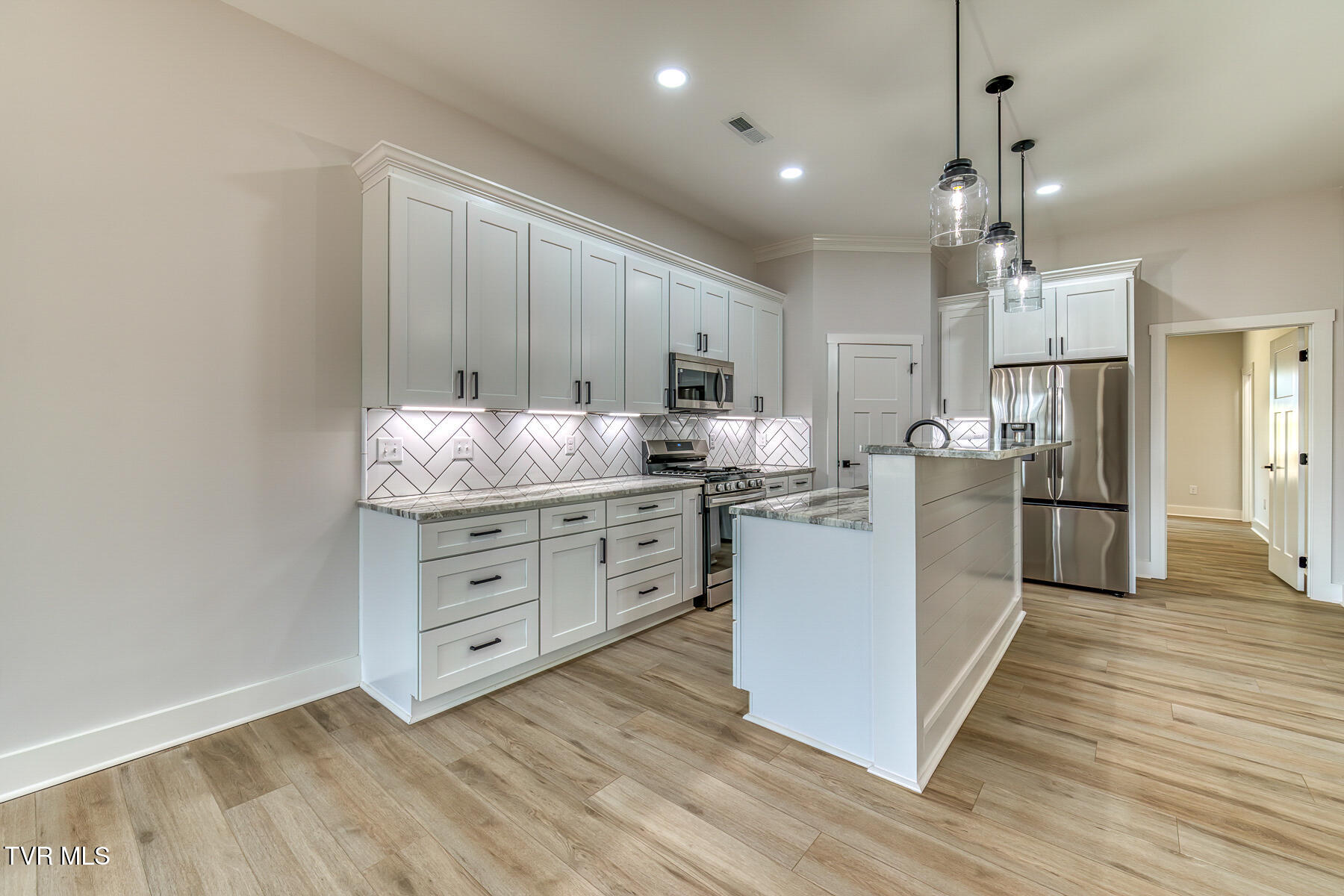 79 Slonaker Circle Property Photo 12