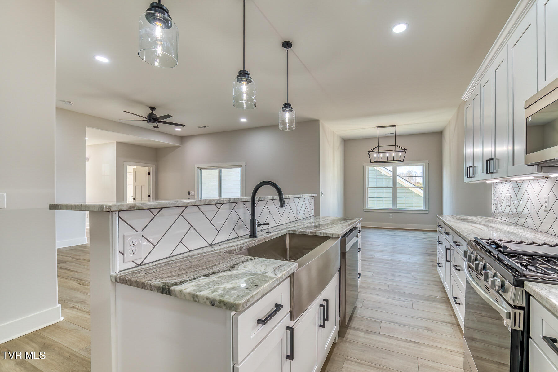 79 Slonaker Circle Property Photo 16