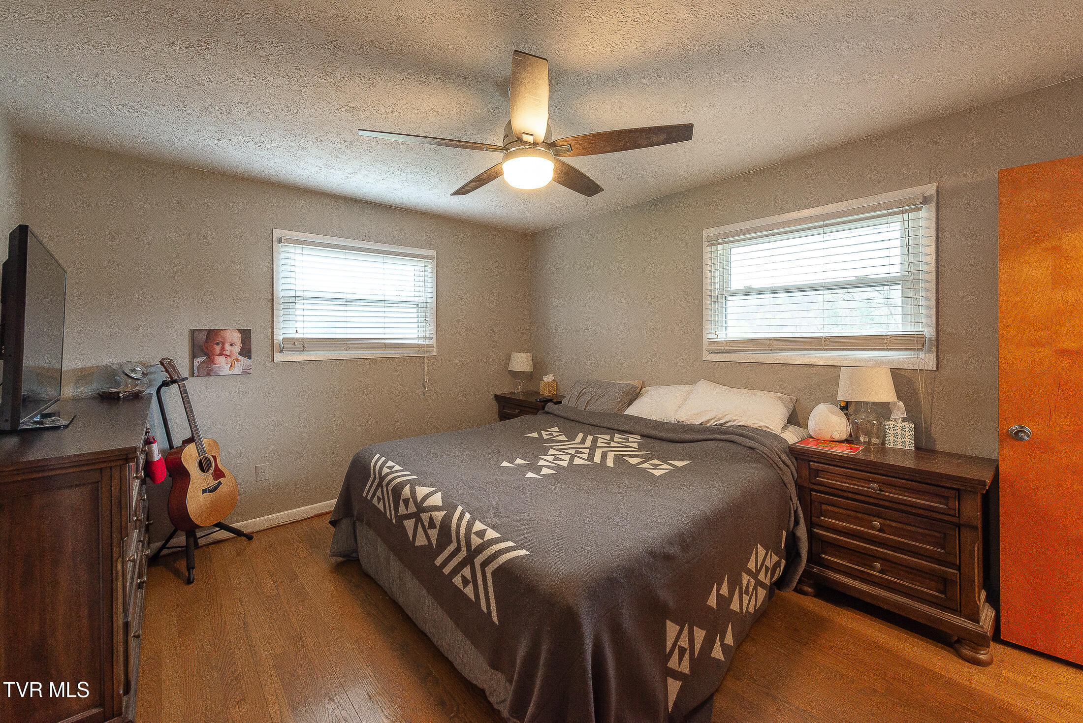 693 Summerville Road Property Photo 9
