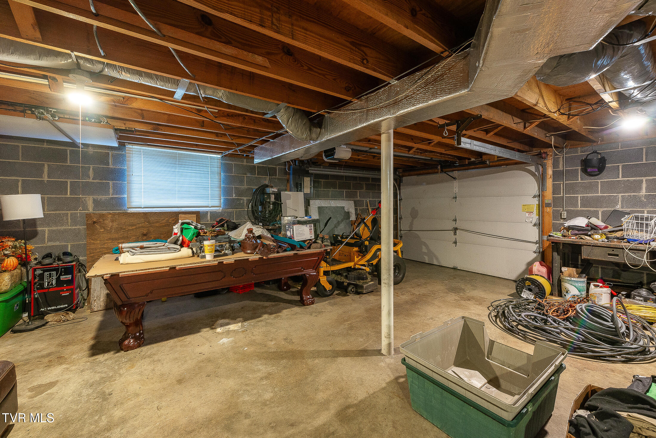 693 Summerville Road Property Photo 25