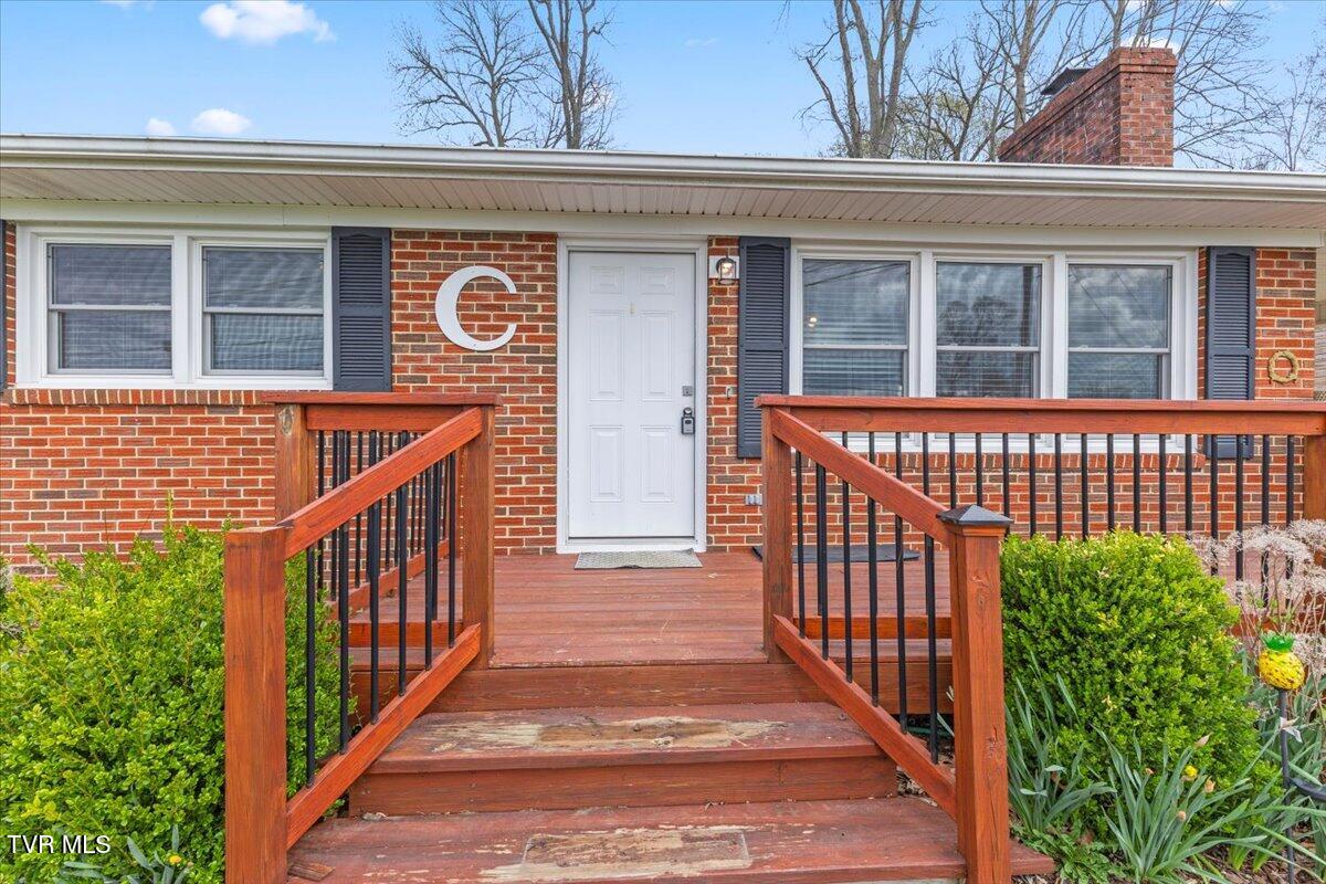 112 Hales Chapel Road Property Photo 2
