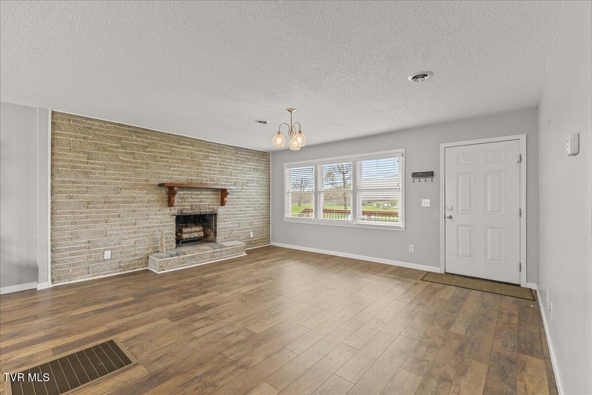 112 Hales Chapel Road Property Photo 4