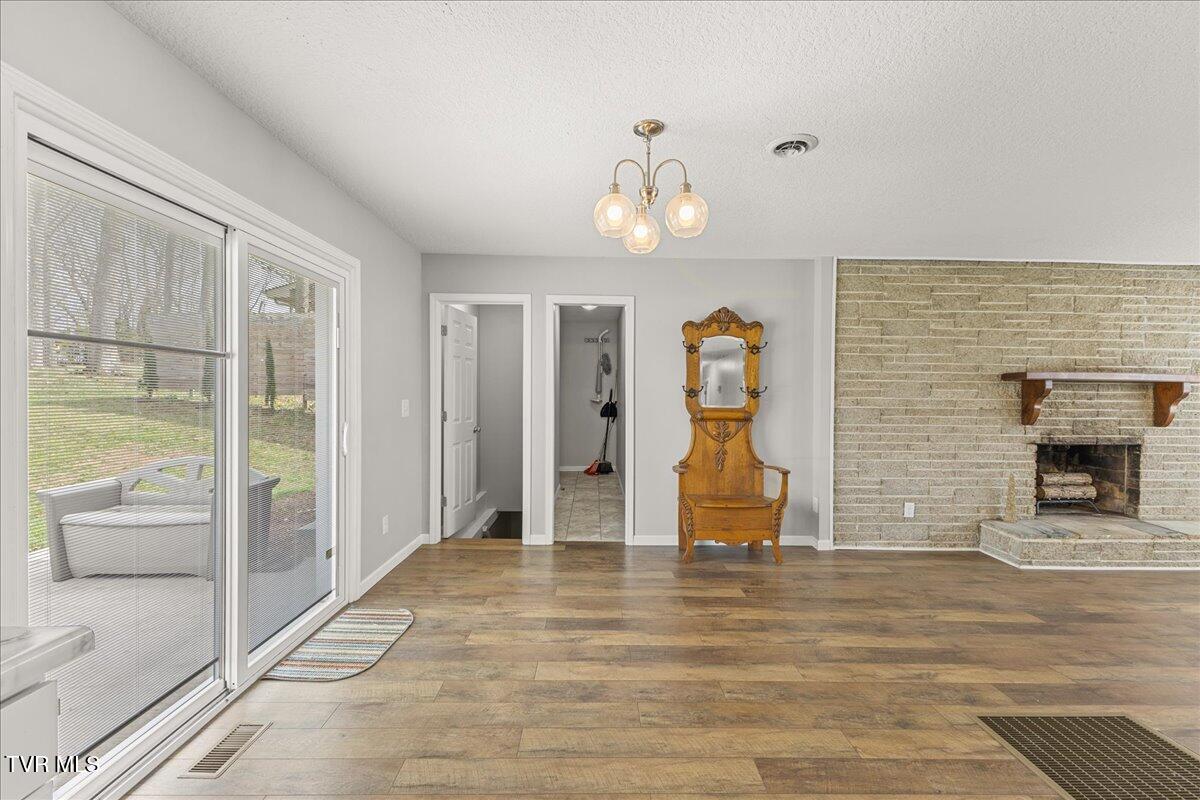 112 Hales Chapel Road Property Photo 6