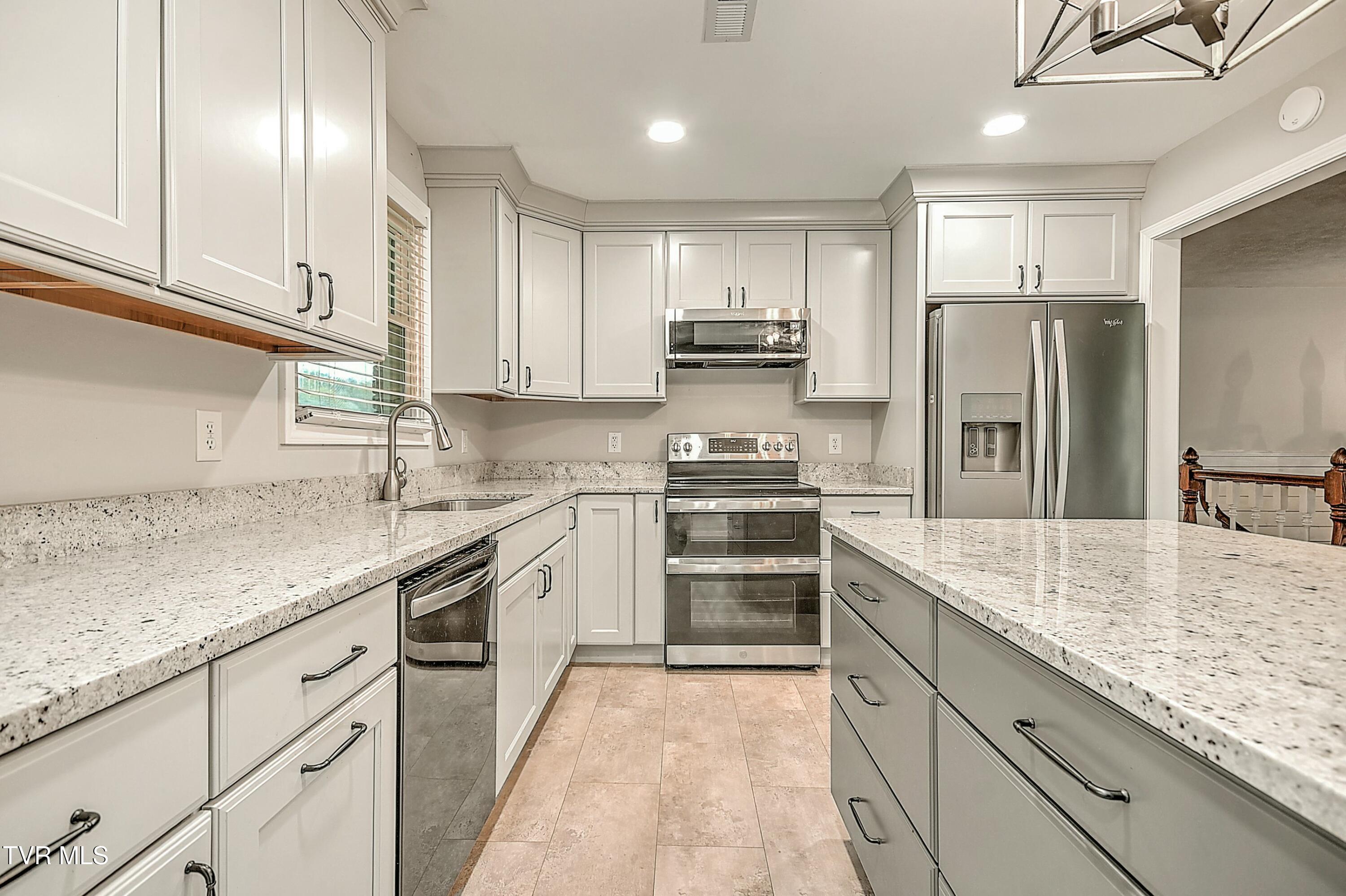 518 Spruce St Street Property Photo 15