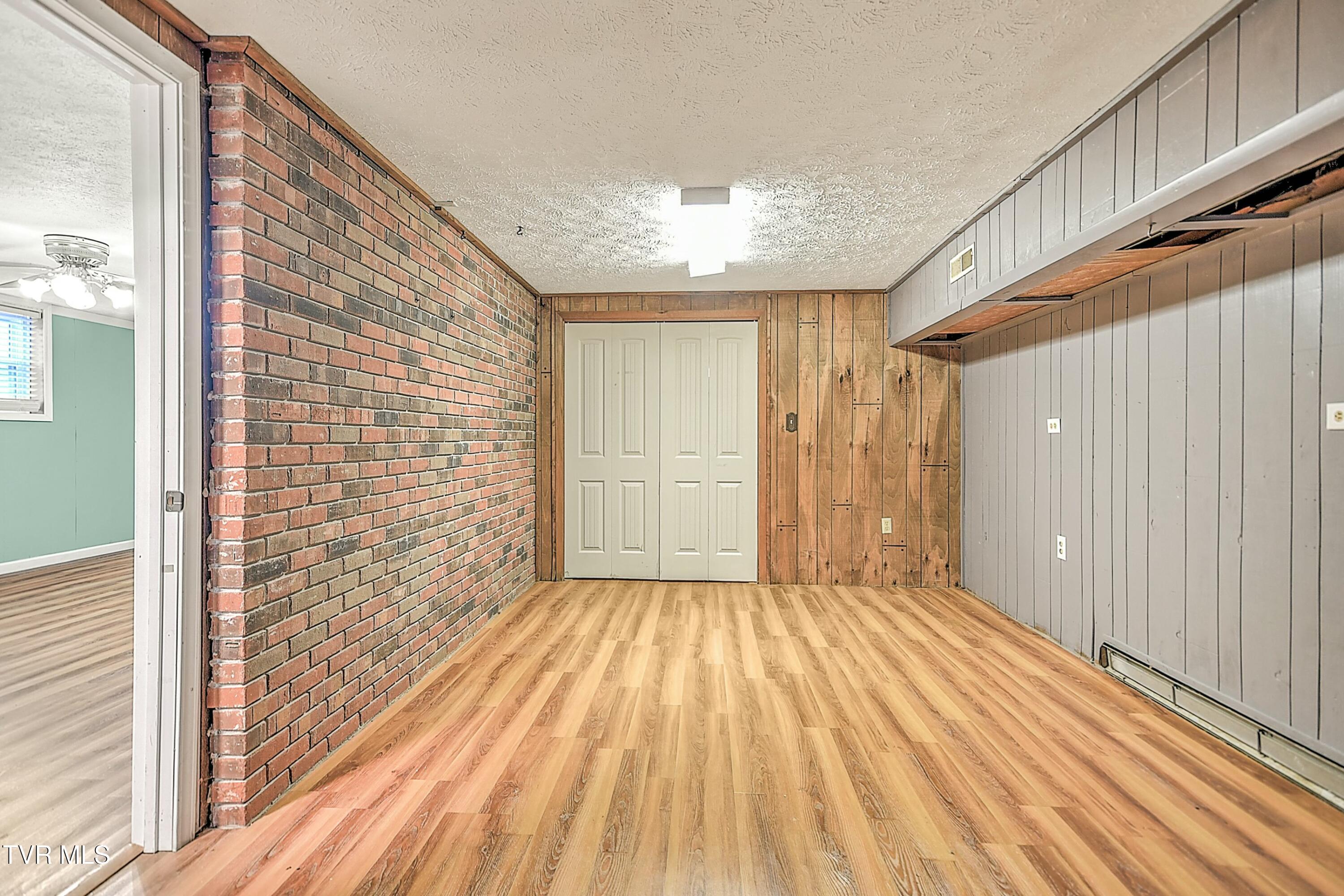 518 Spruce St Street Property Photo 39