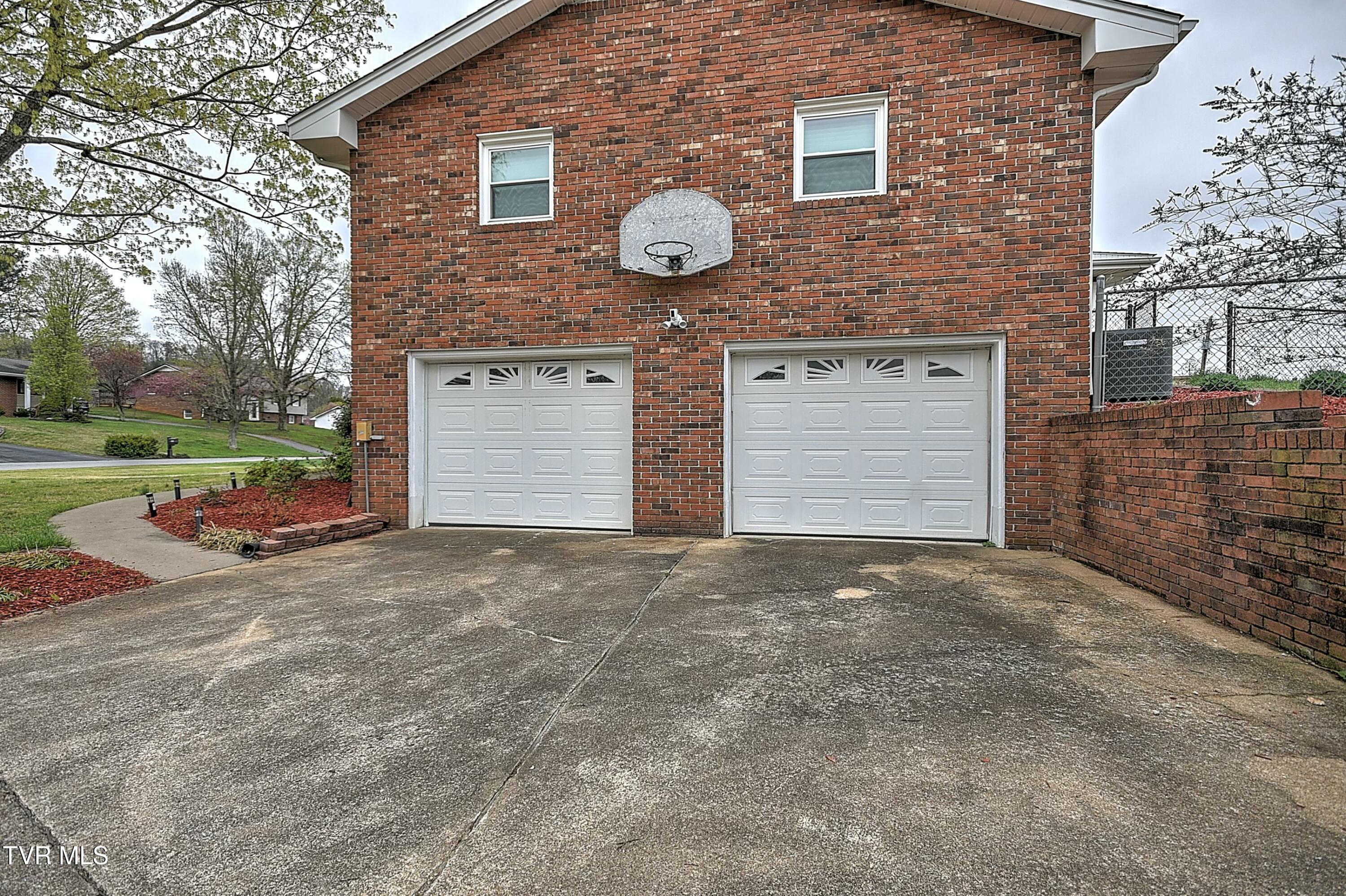 518 Spruce St Street Property Photo 42