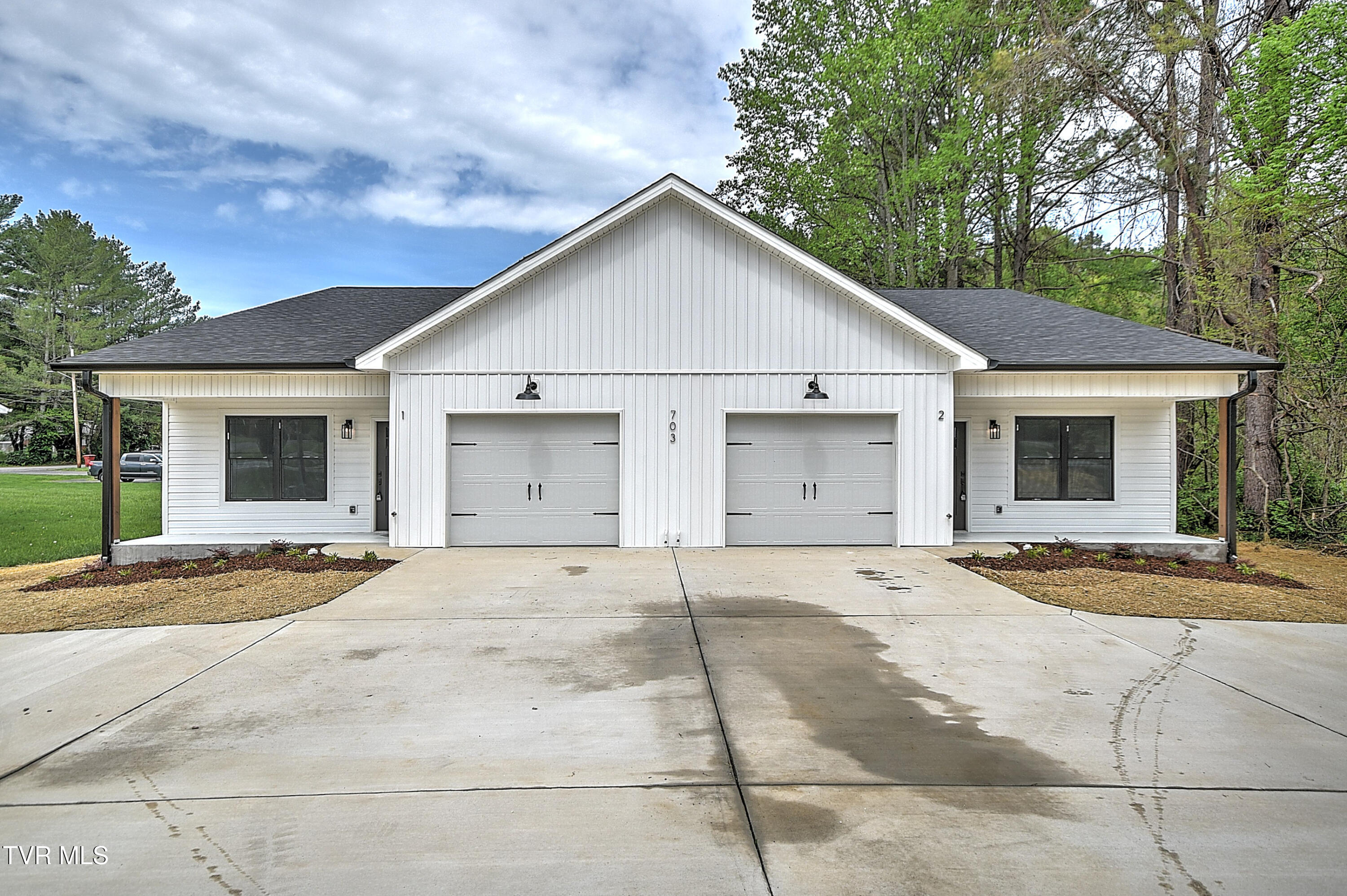 703 Swadley Road Property Photo