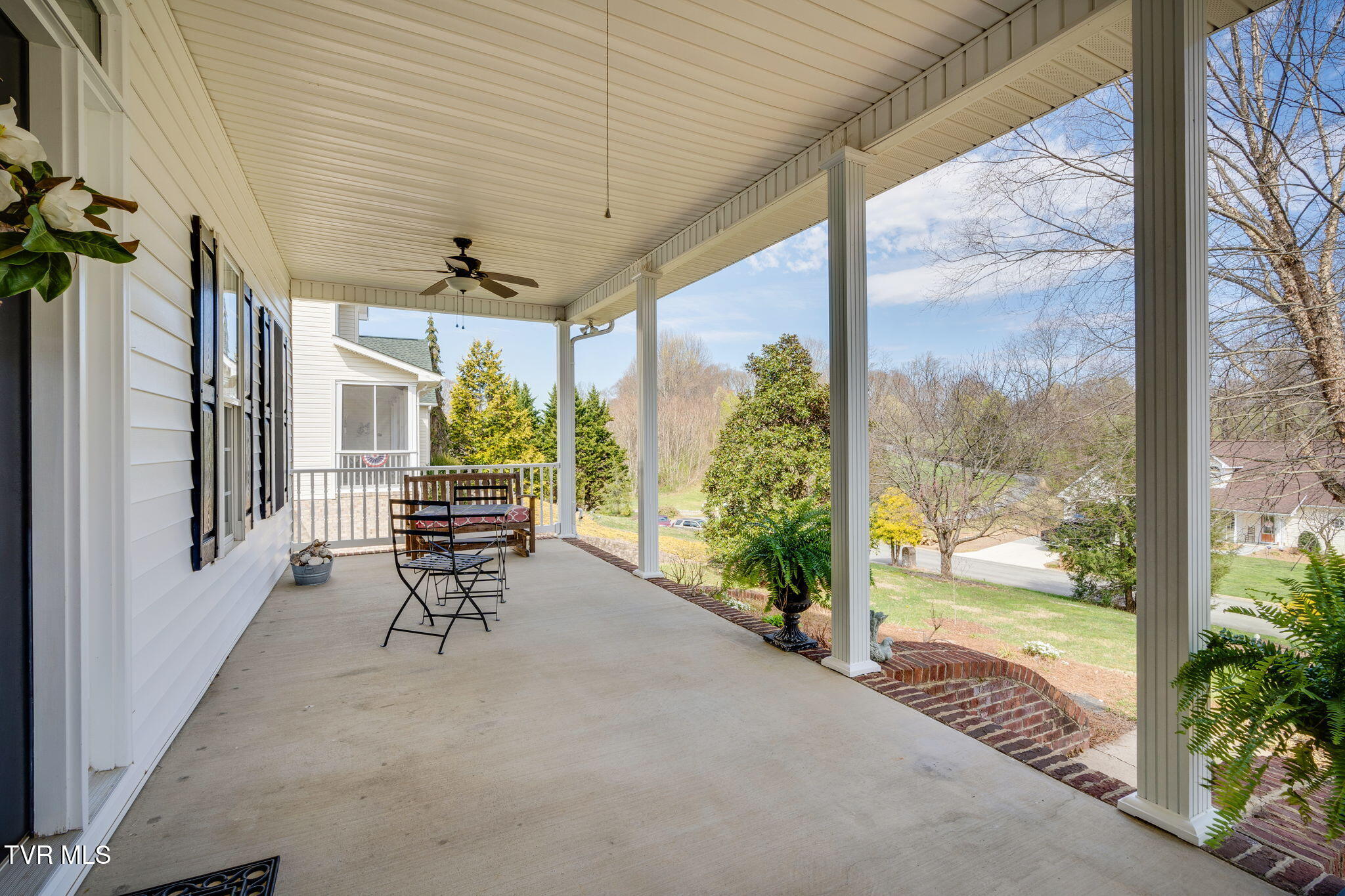 1423 Walnut Grove Road Property Photo 6