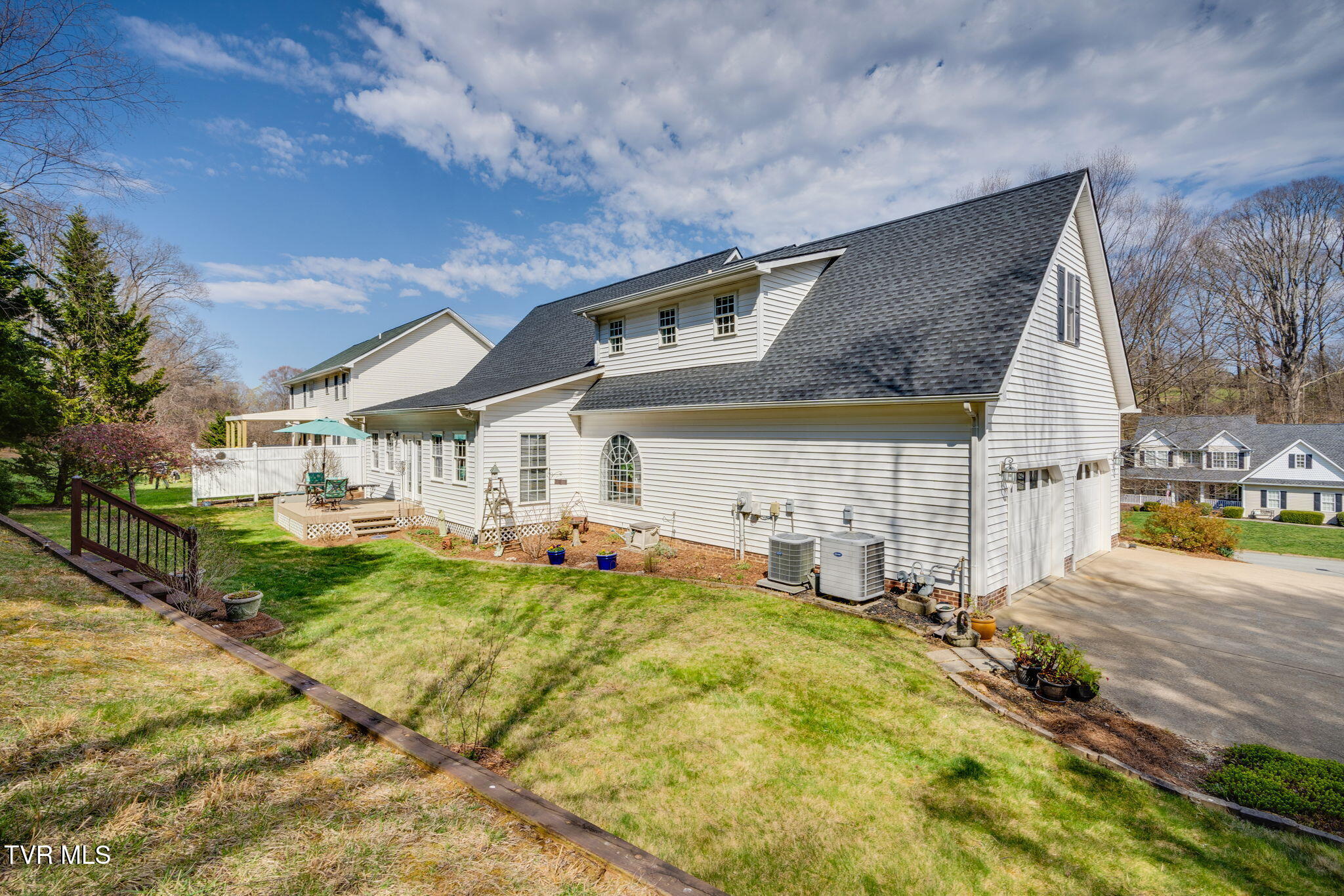 1423 Walnut Grove Road Property Photo 43