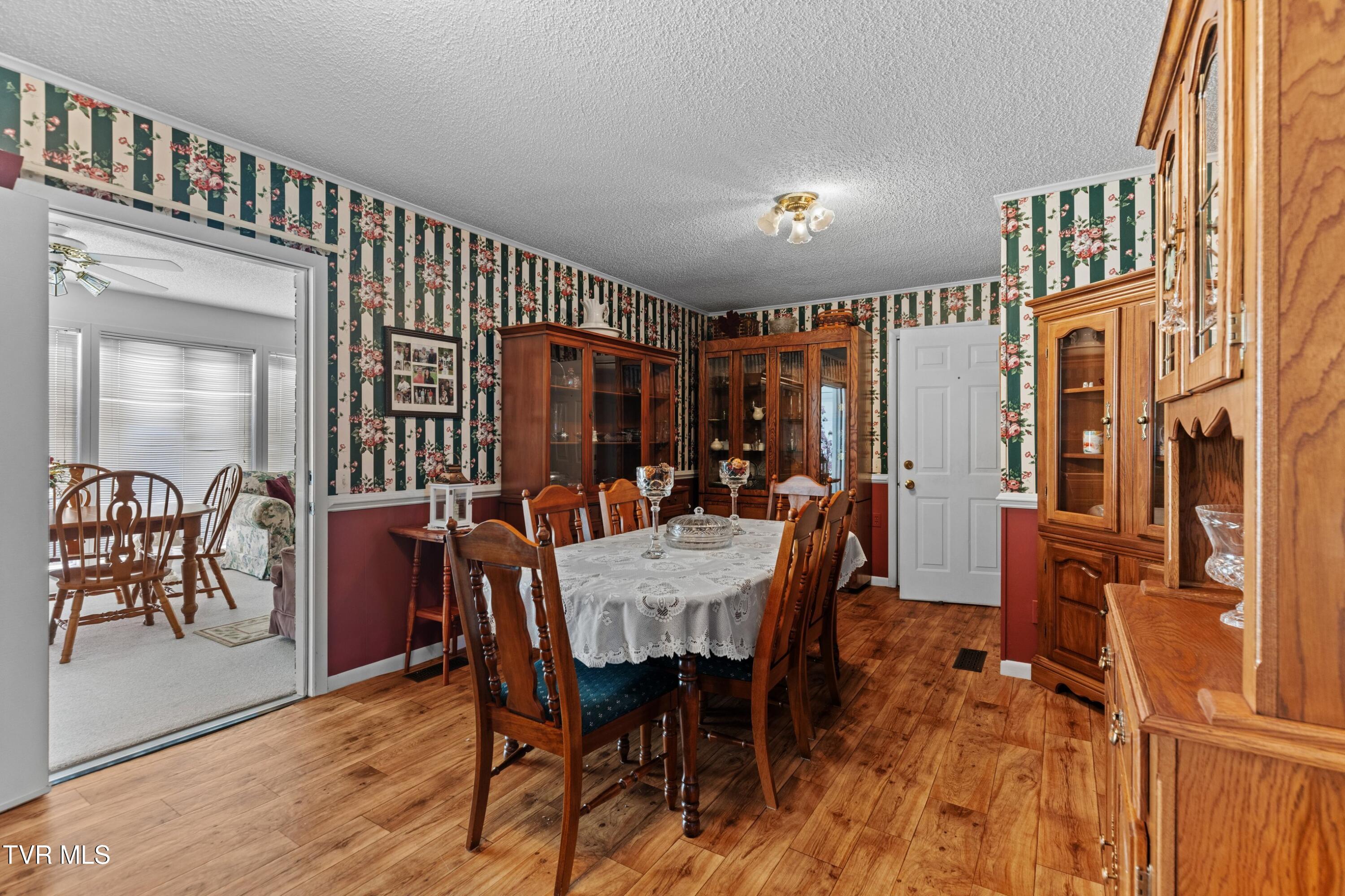 540 Hurley Drive Property Photo 11
