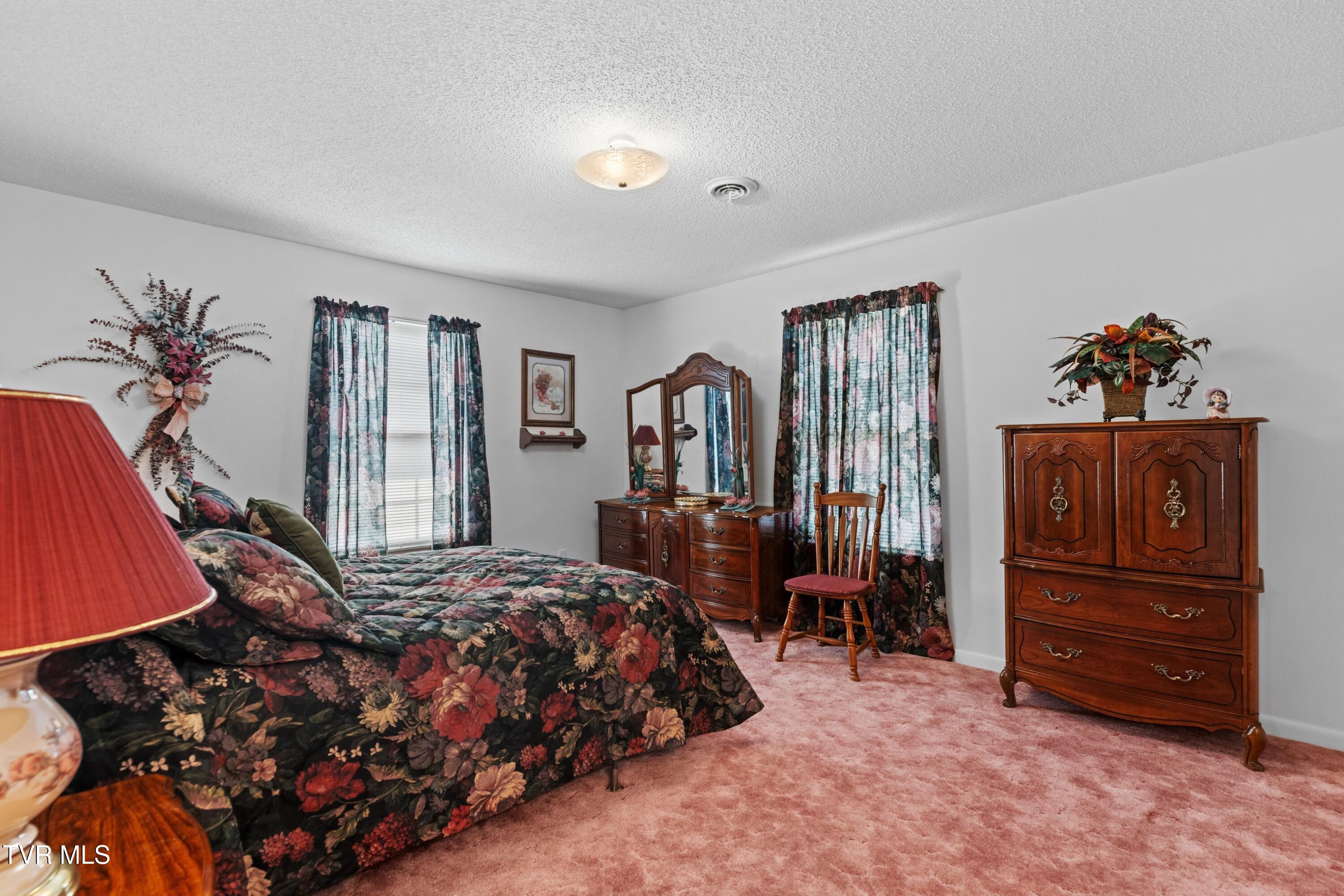 540 Hurley Drive Property Photo 17