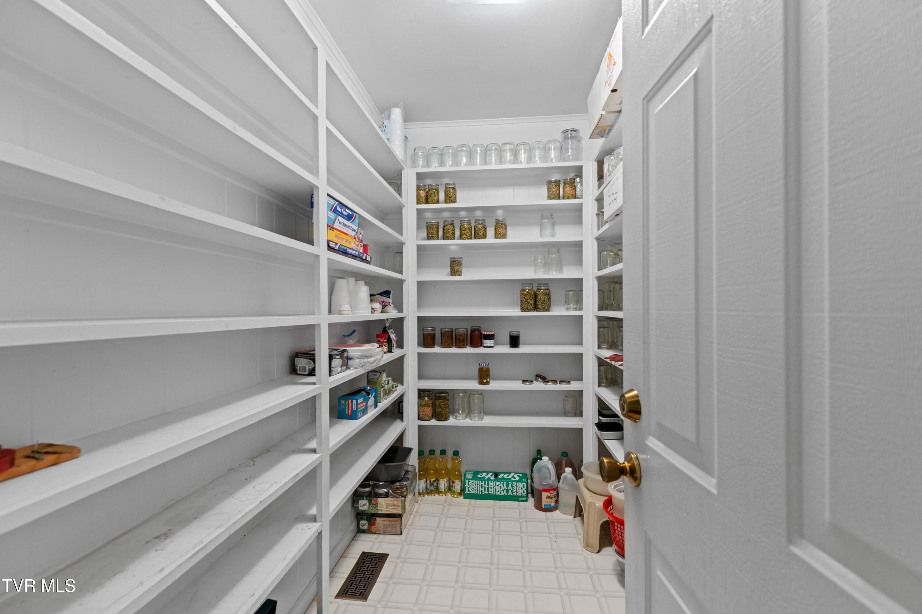 540 Hurley Drive Property Photo 33