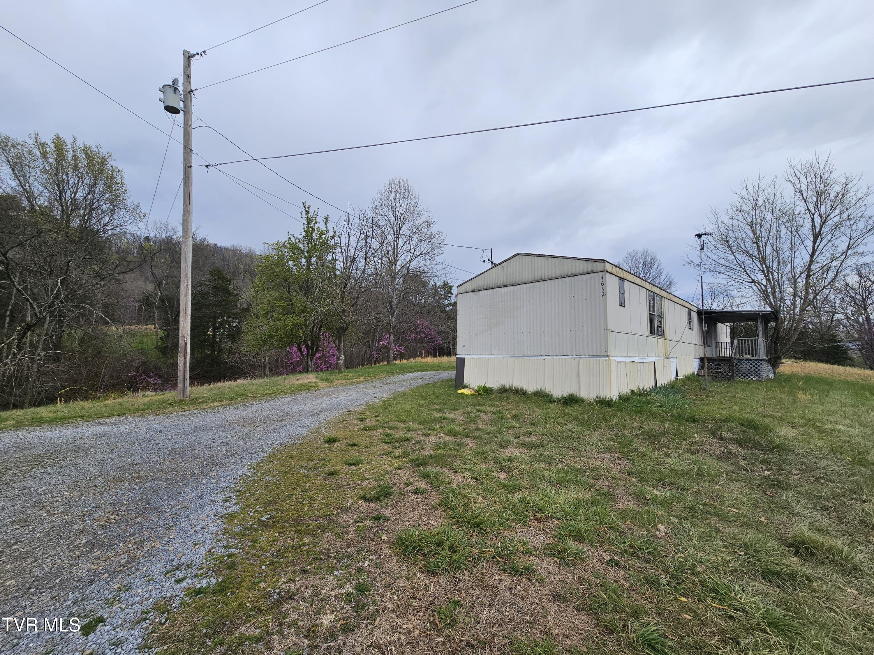 4662 Marvin Road Property Photo 4