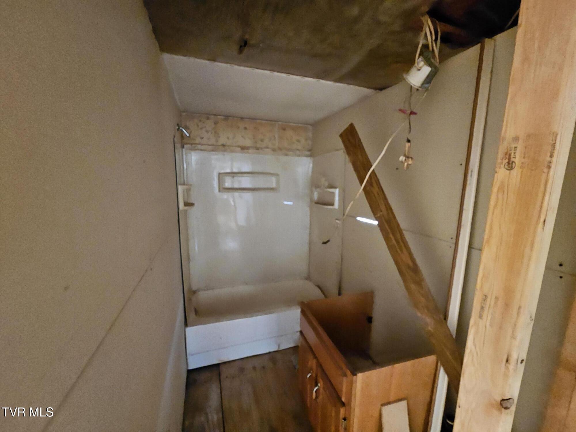 4662 Marvin Road Property Photo 11