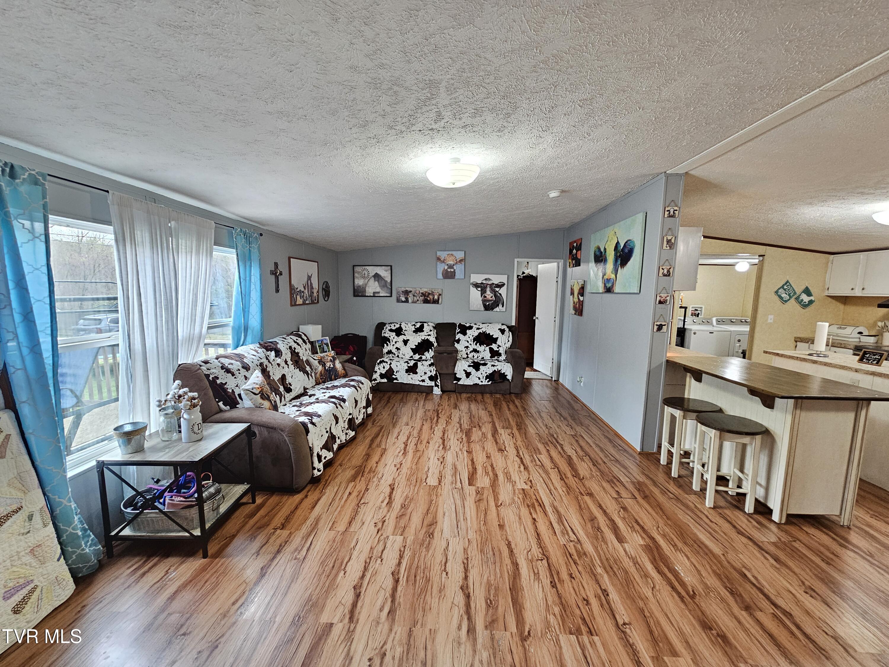 428 Derby Drive Property Photo 10