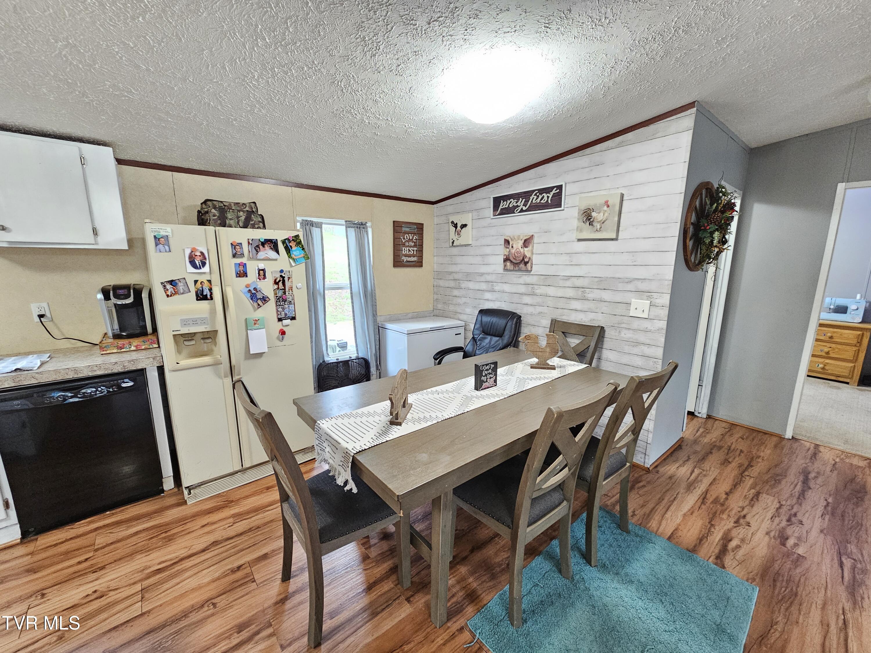 428 Derby Drive Property Photo 12