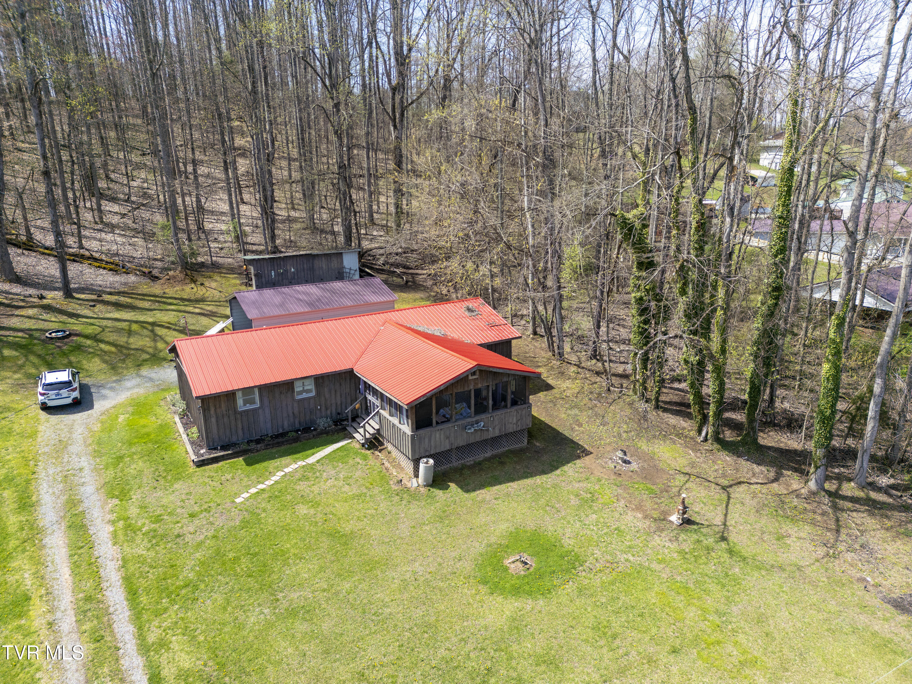 23324 Denton Valley Road Property Photo 4