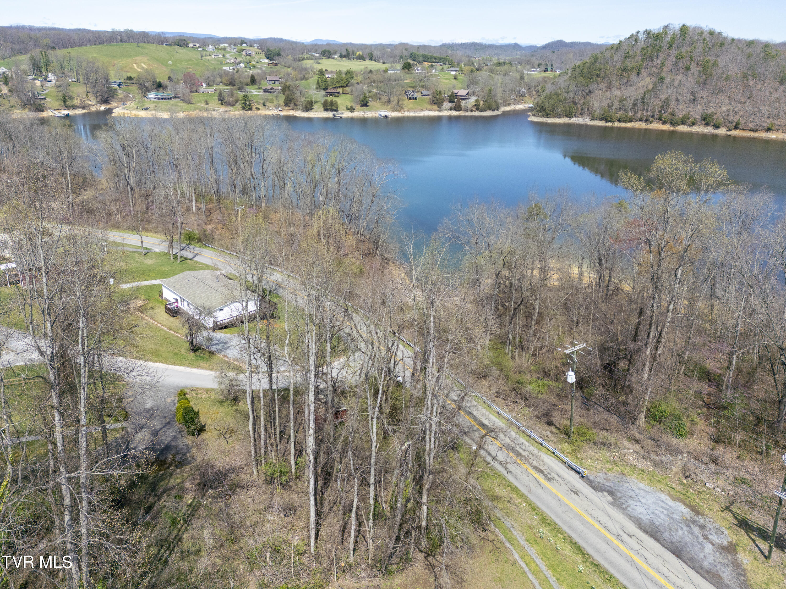 23324 Denton Valley Road Property Photo 5