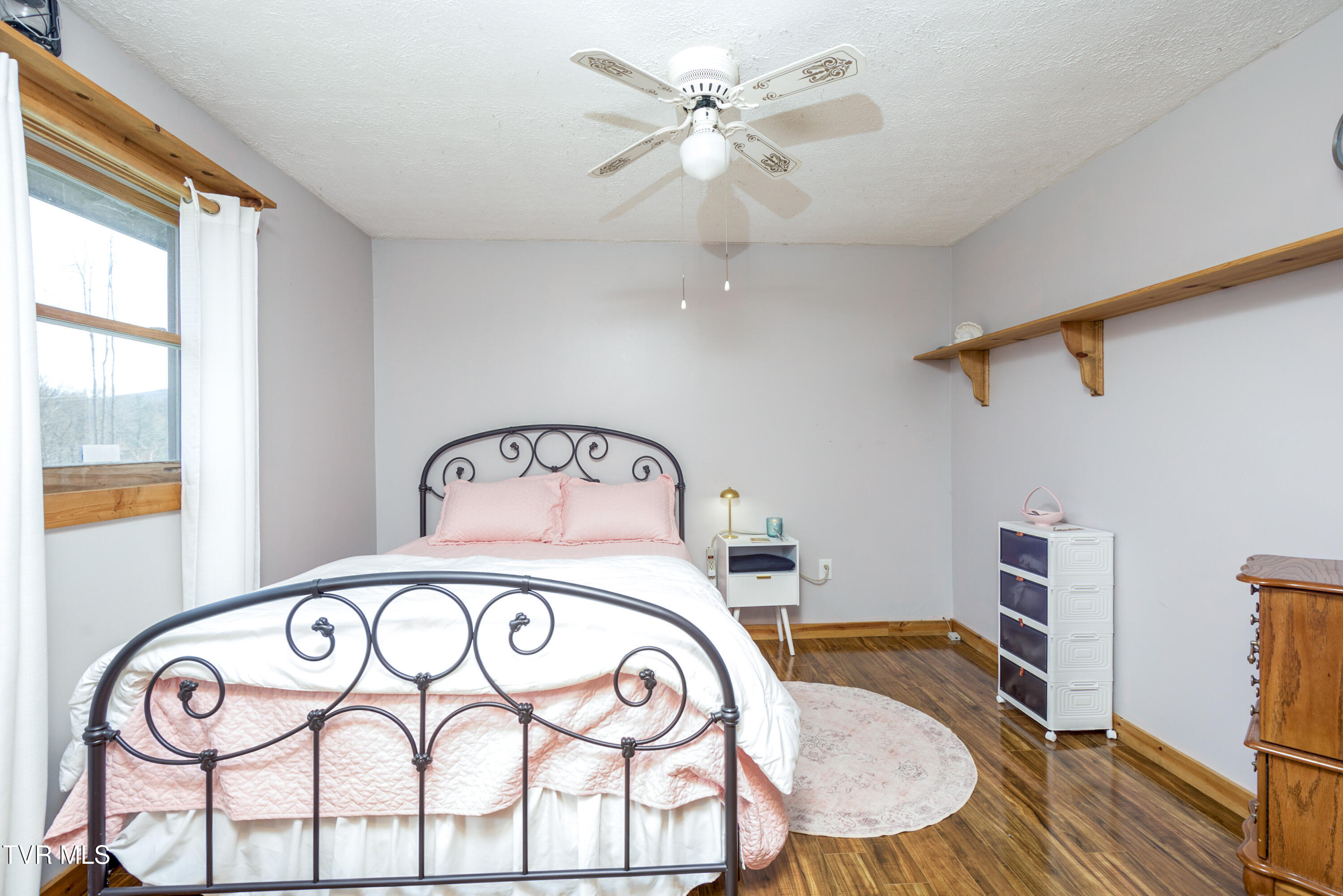 23324 Denton Valley Road Property Photo 13