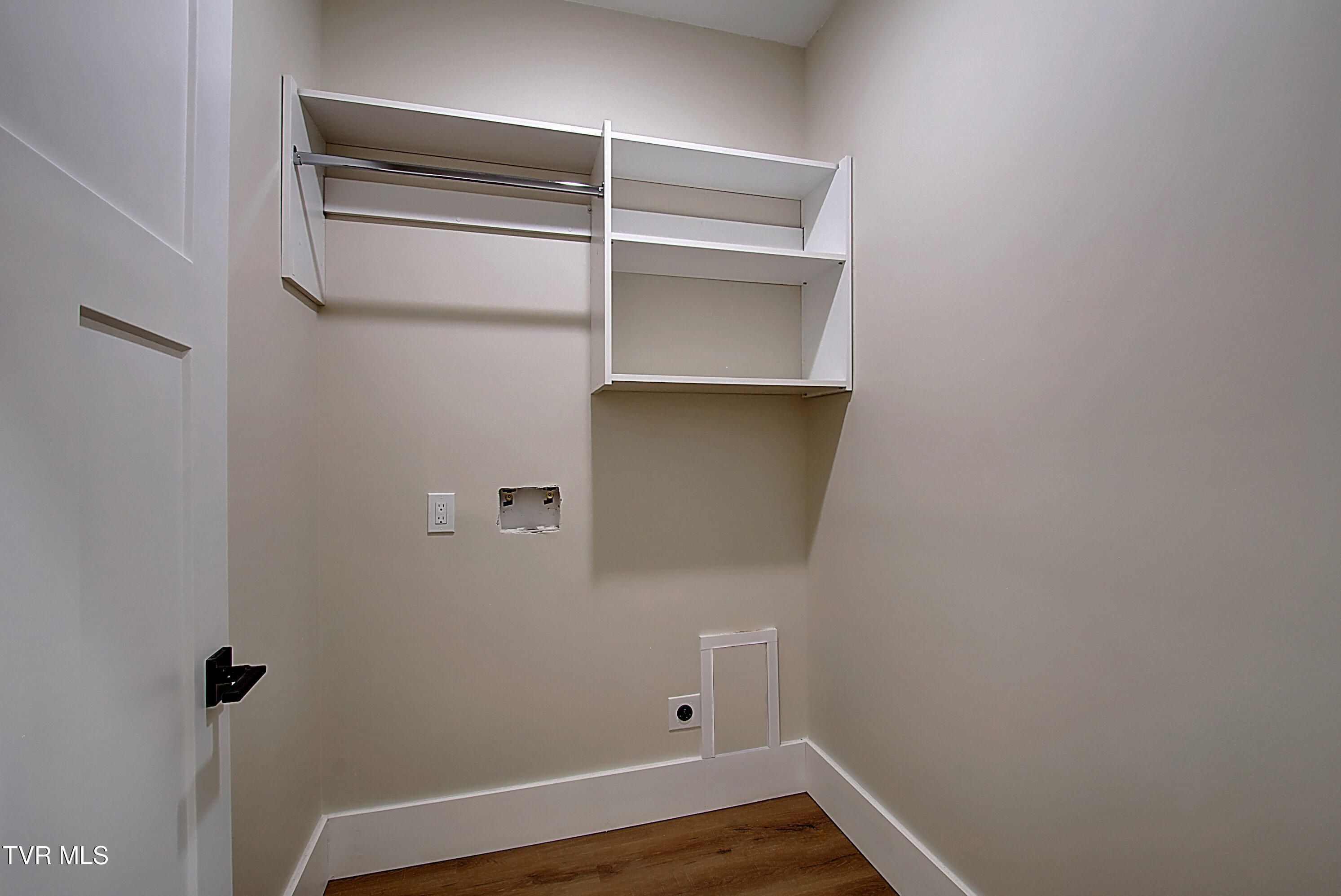 200 Carolina Ave Property Photo 26