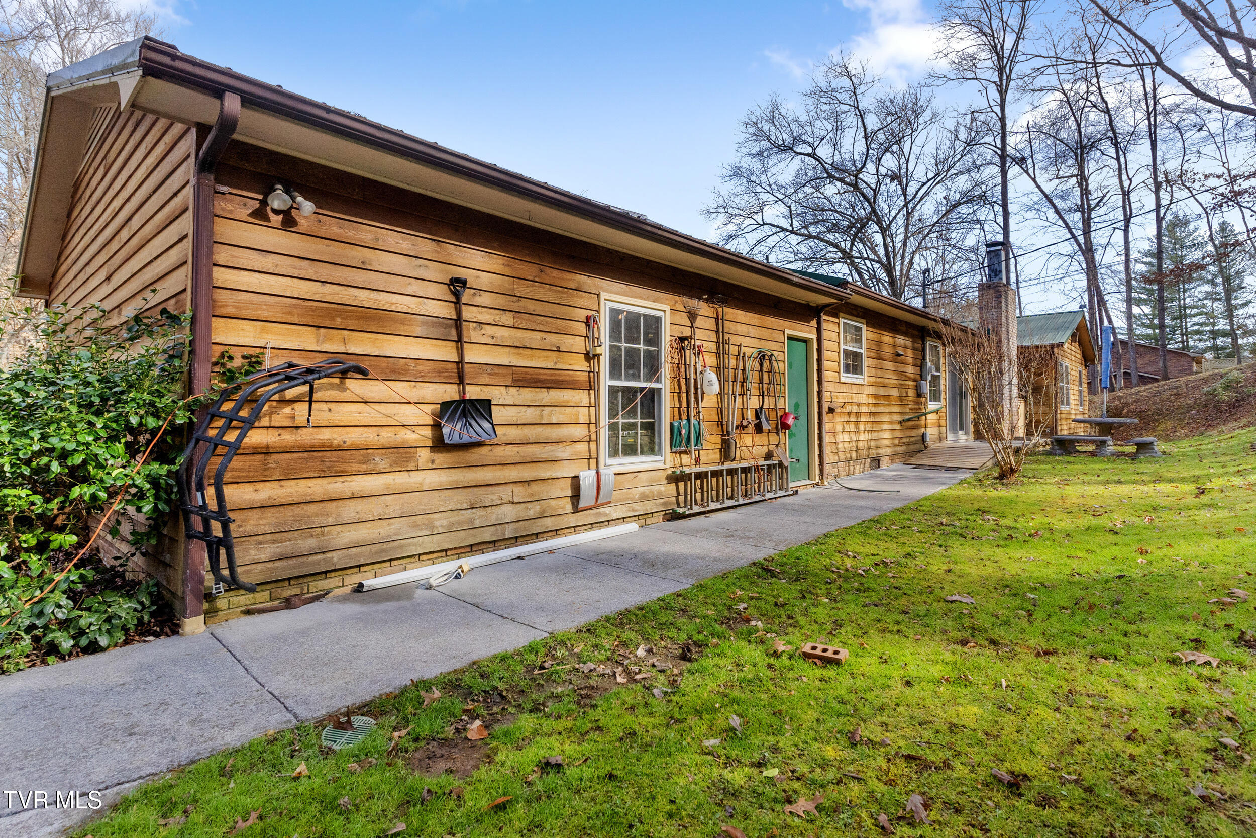 1628 Valleyview Drive Property Photo 10