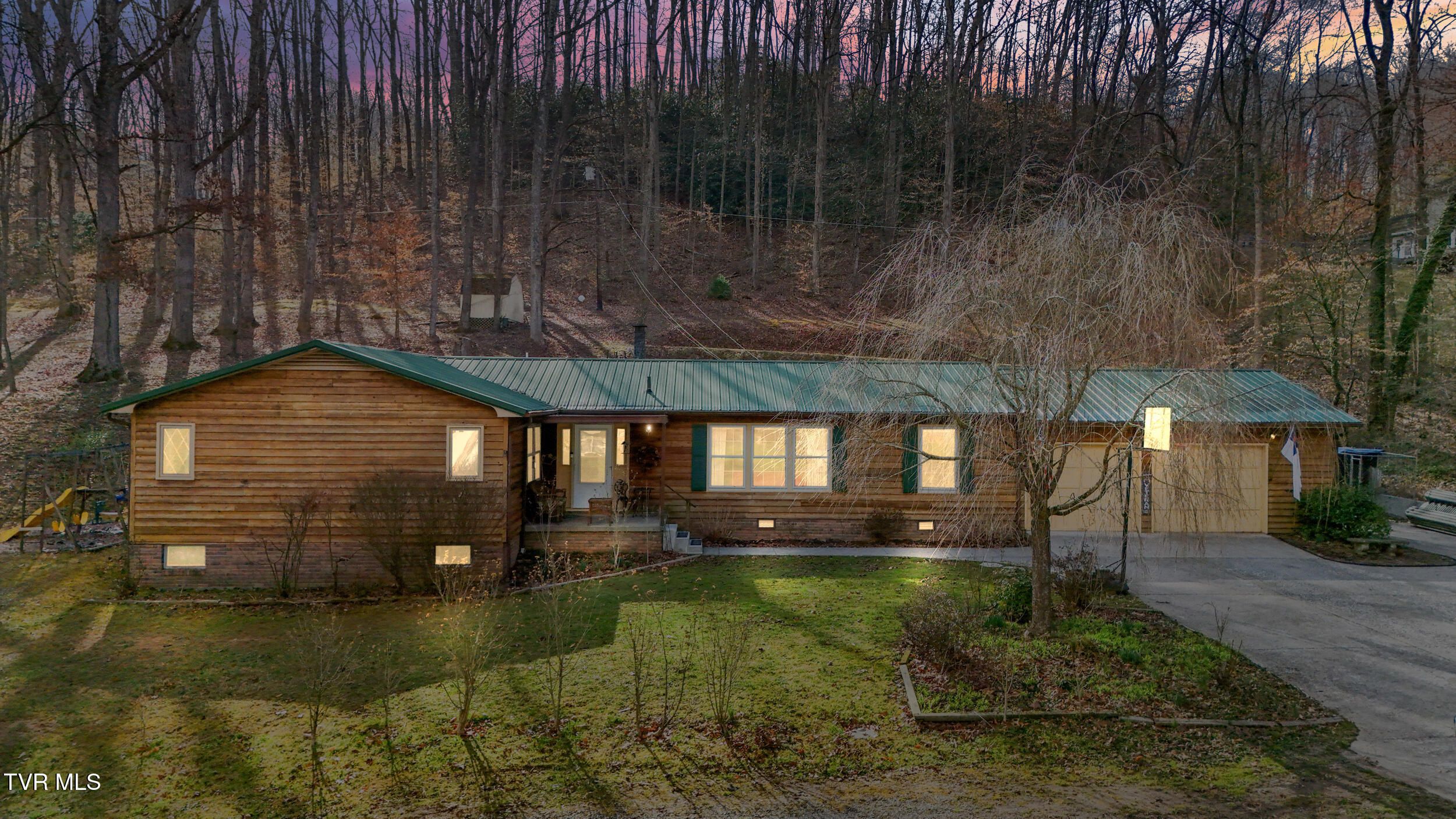 1628 Valleyview Drive Property Photo 11