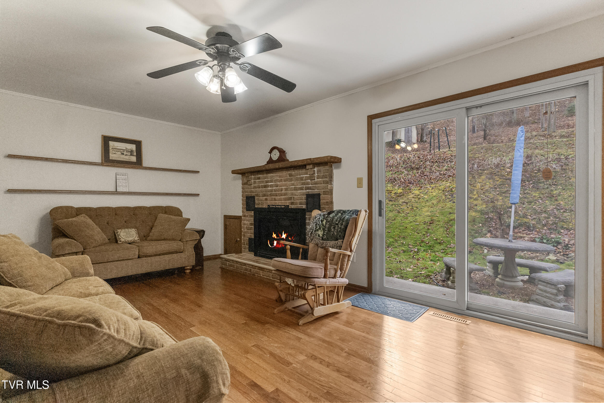 1628 Valleyview Drive Property Photo 12